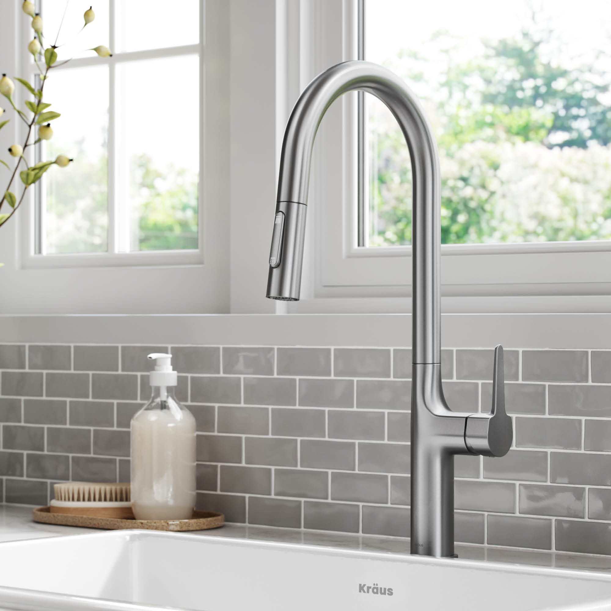 Spot Free Stainless Steel / Pull Down