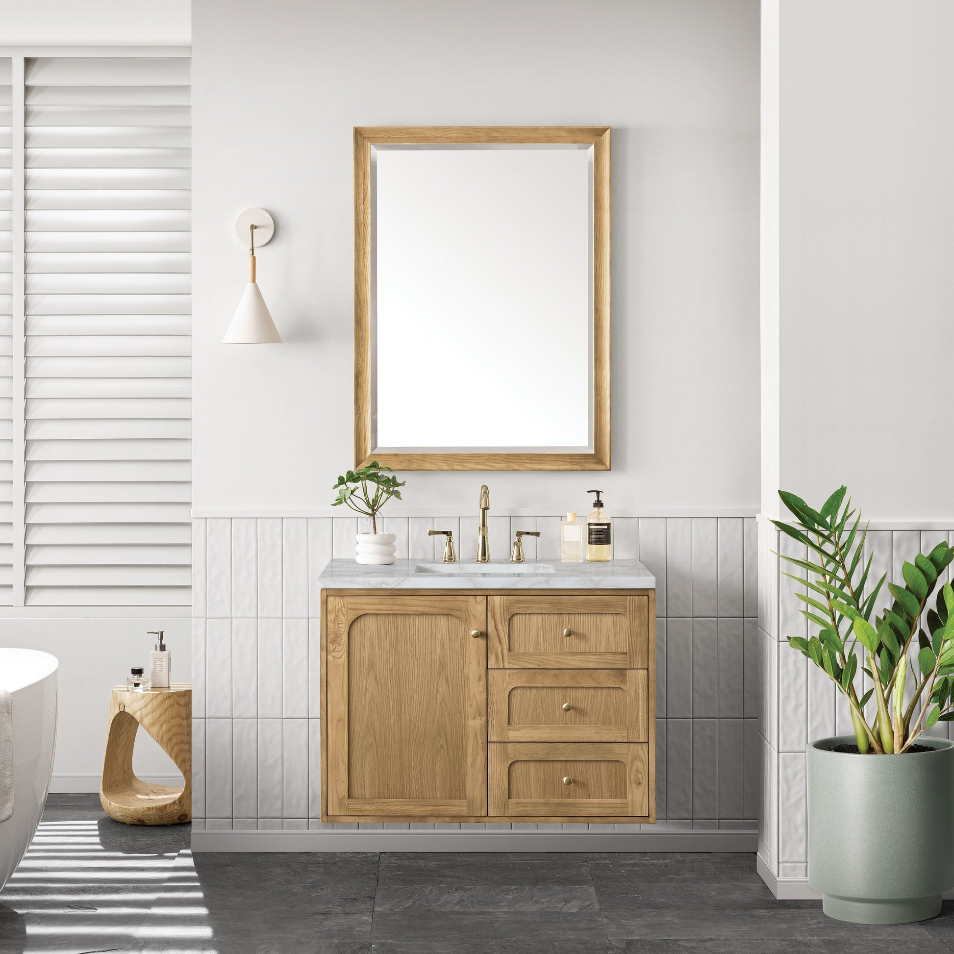 Light Natural Oak / Victorian Silver - 3 Faucet Holes