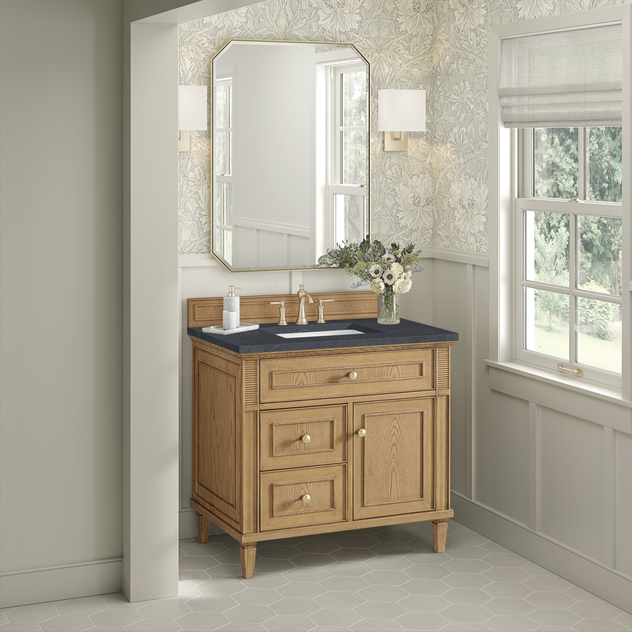 Light Natural Oak / Charcoal Soapstone - 3 Faucet Holes