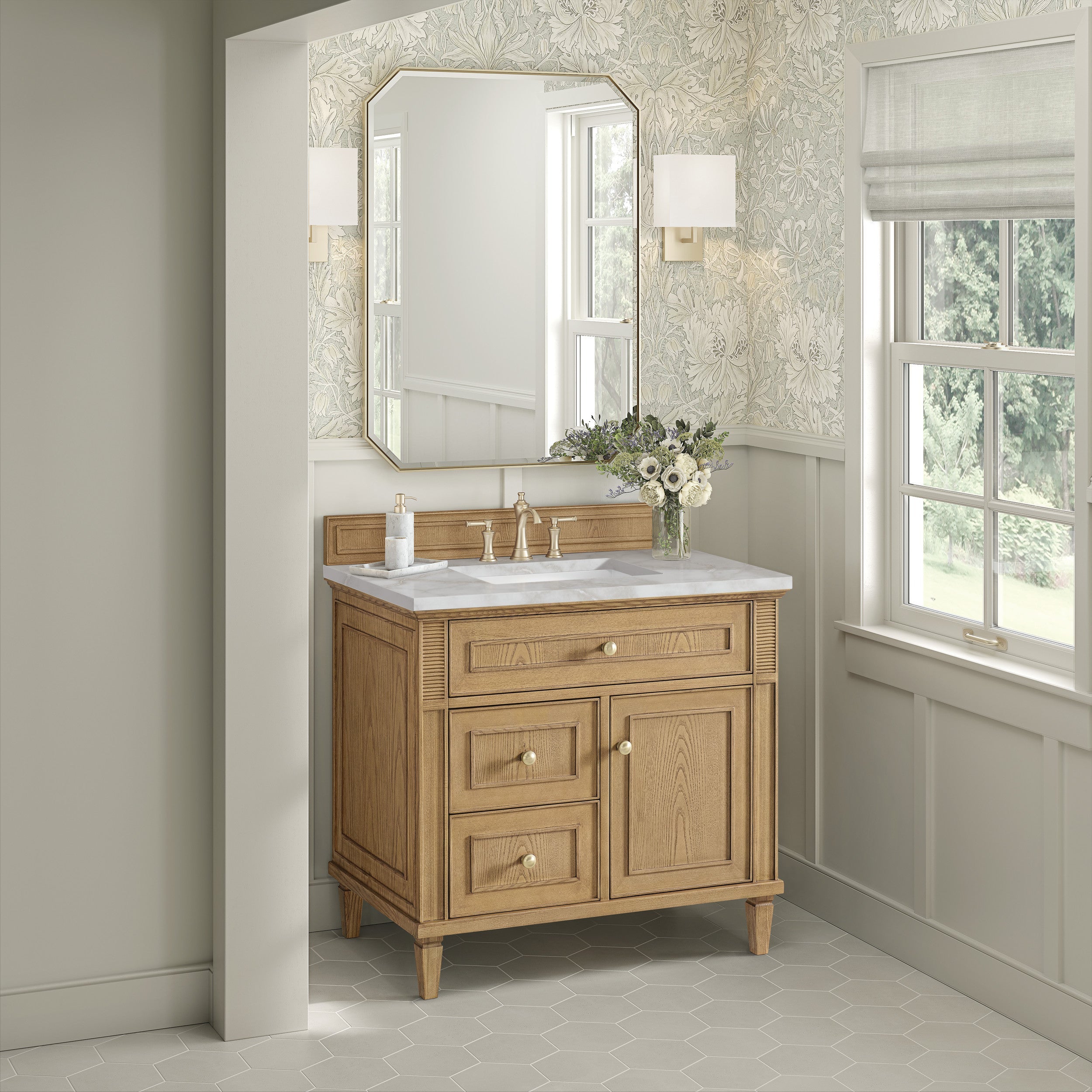 Light Natural Oak / Victorian Silver - 3 Faucet Holes