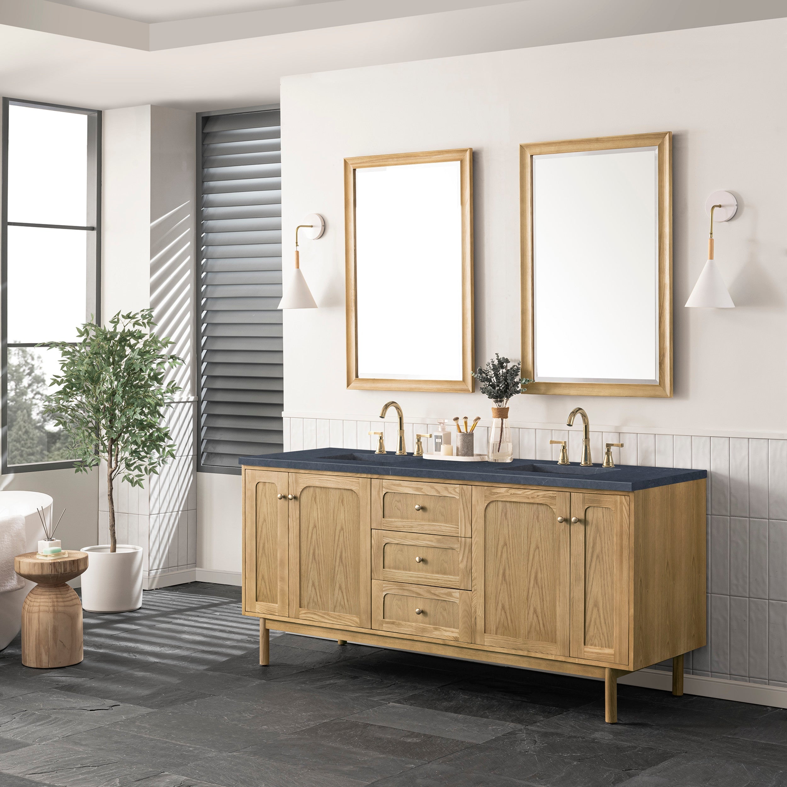 Light Natural Oak / Charcoal Soapstone - 3 Faucet Holes