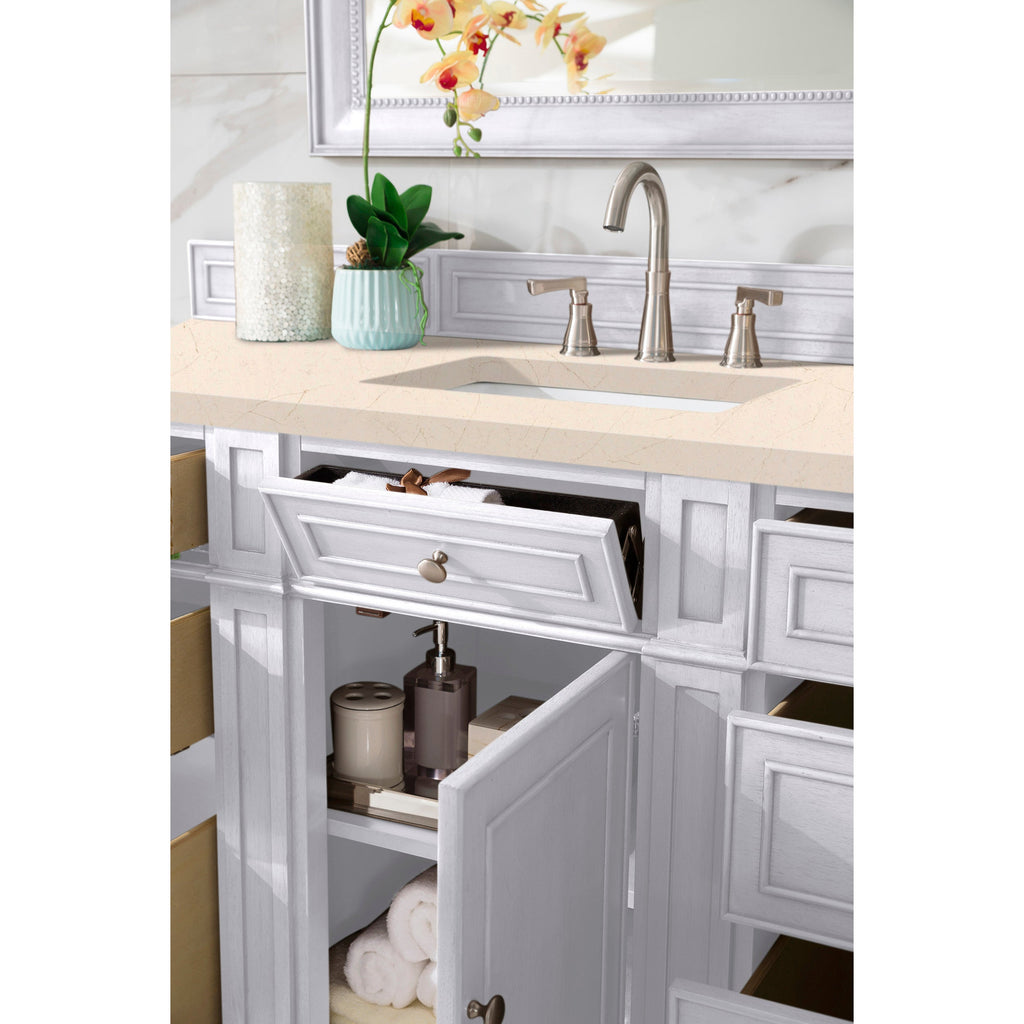 Bright White / Eternal Marfil - 3 Faucet Holes
