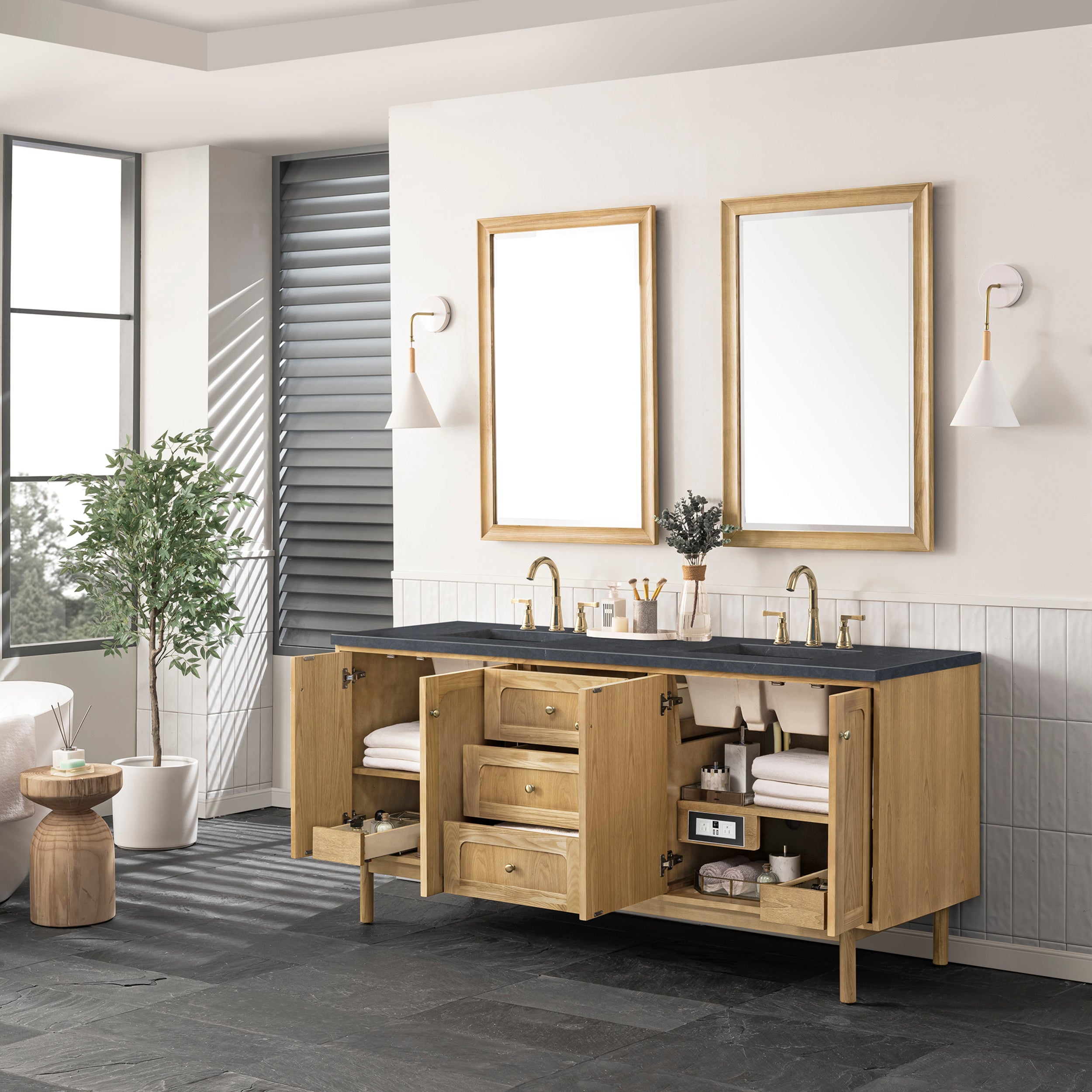 Light Natural Oak / Charcoal Soapstone - 3 Faucet Holes