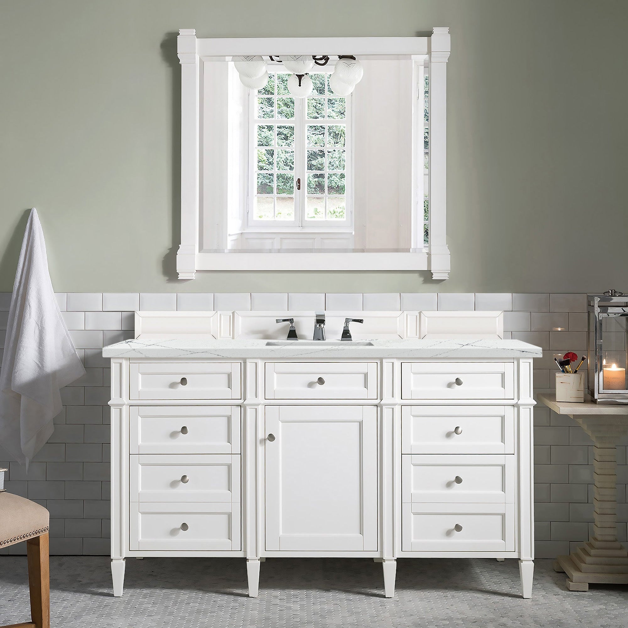 Bright White / Ethereal Noctis - 3 Faucet Holes