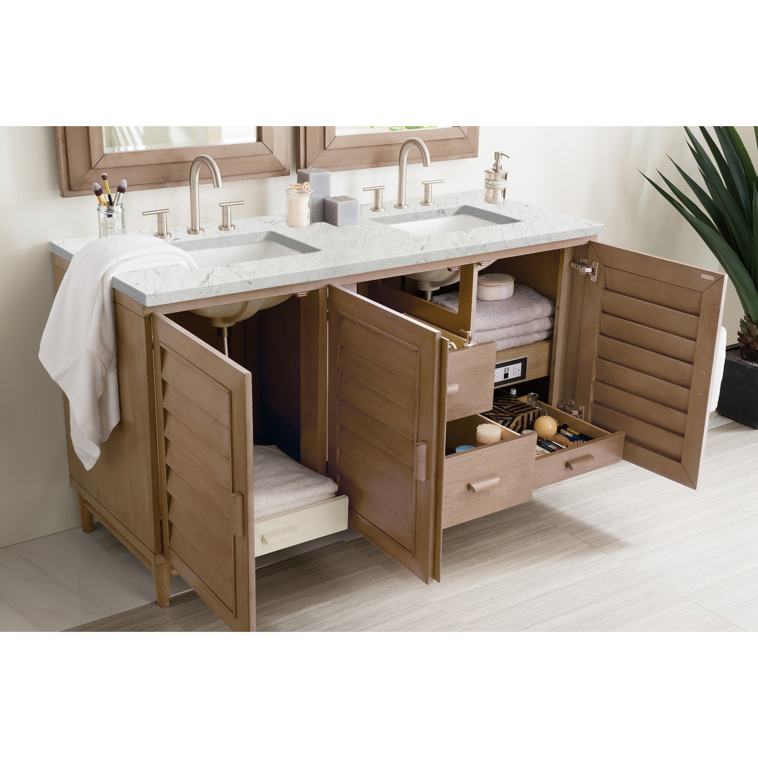 Whitewashed Walnut / Eternal Jasmine Pearl - 3 Faucet Holes