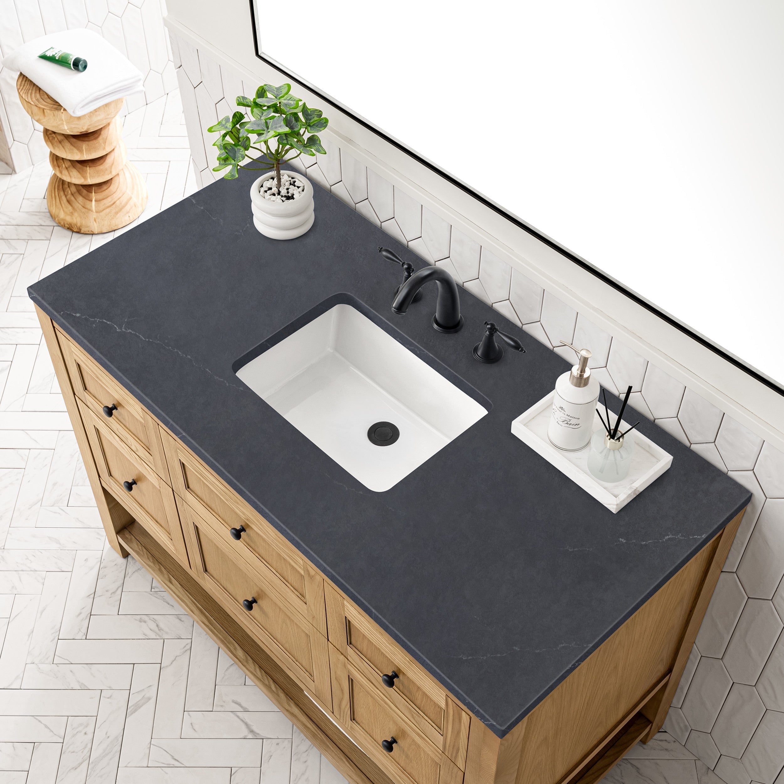 Light Natural Oak / Charcoal Soapstone - 3 Faucet Holes