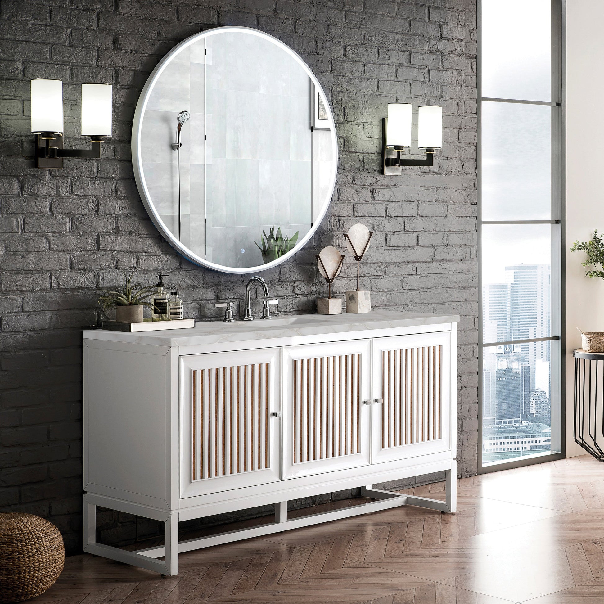 Glossy White / Victorian Silver - 3 Faucet Holes