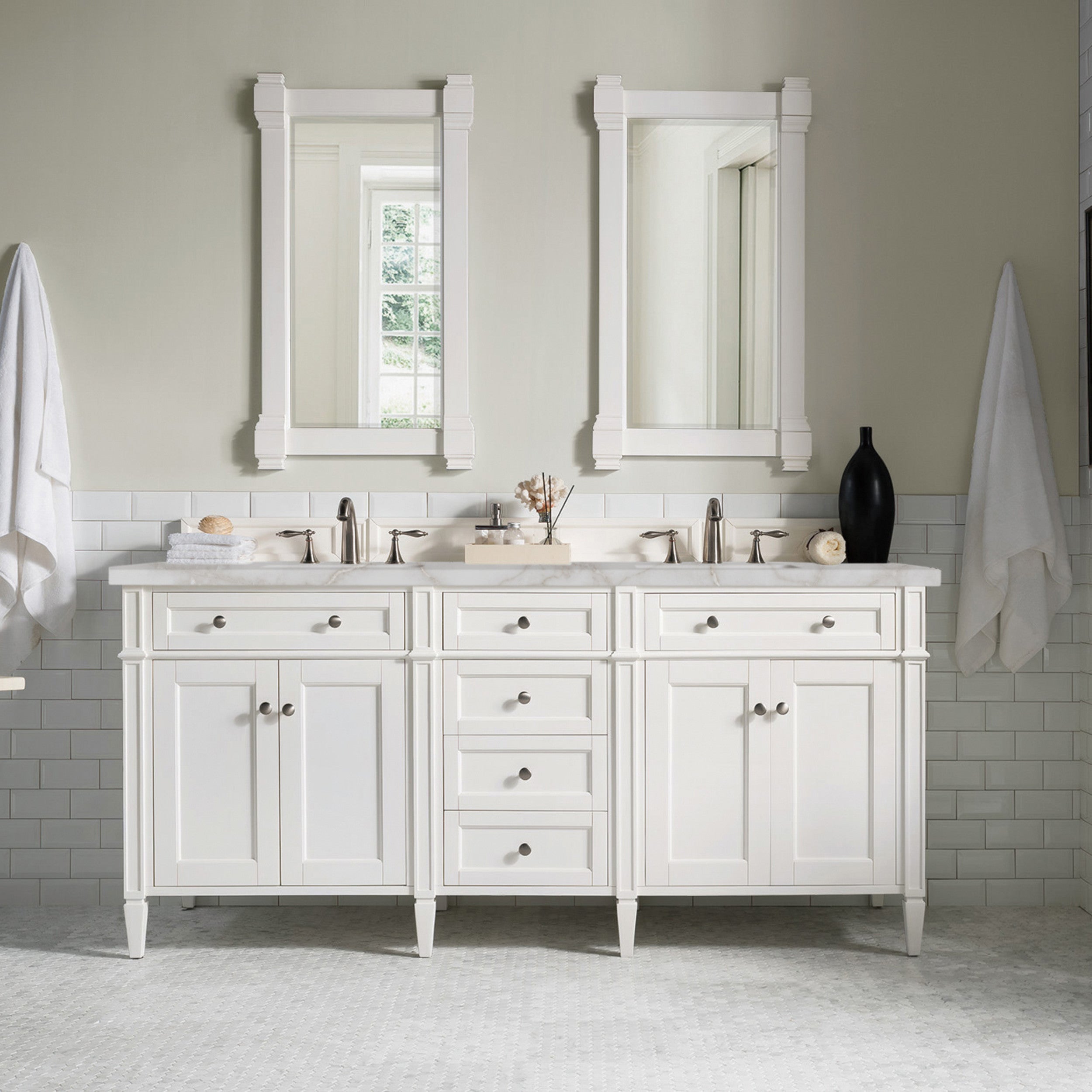 Bright White / Victorian Silver - 3 Faucet Holes