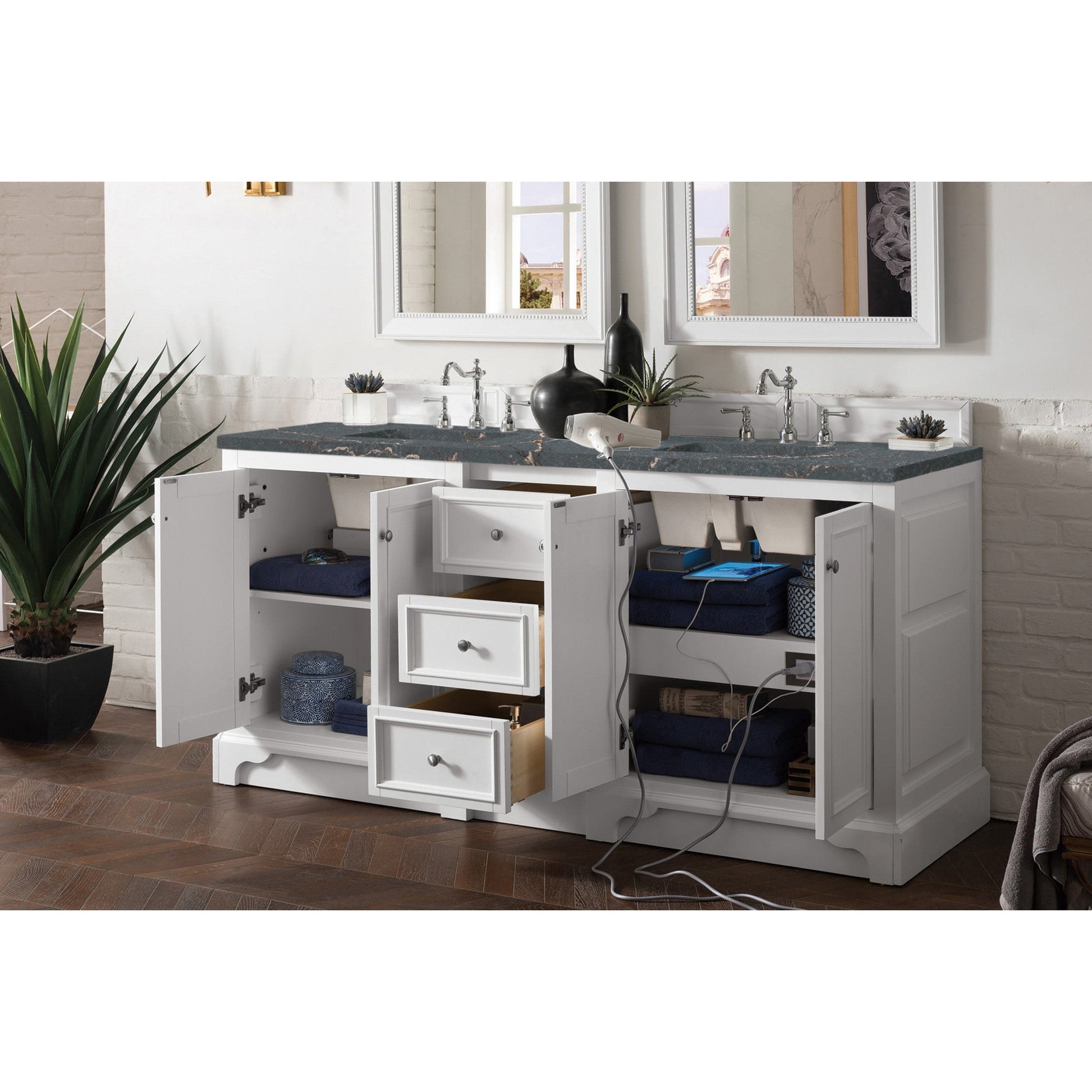 Bright White / Parisien Bleu - 3 Faucet Holes