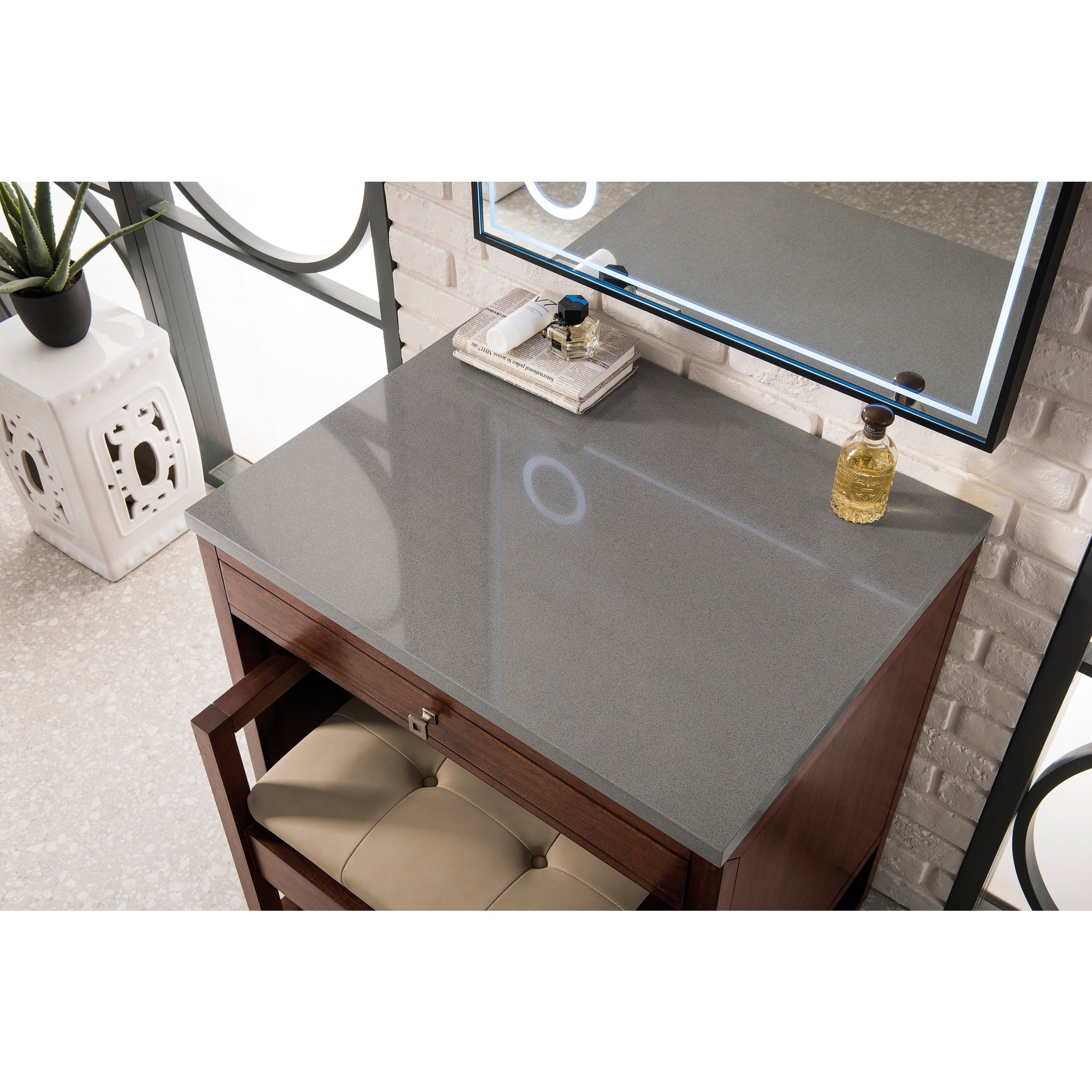 Mid-Century Acacia / Grey Expo