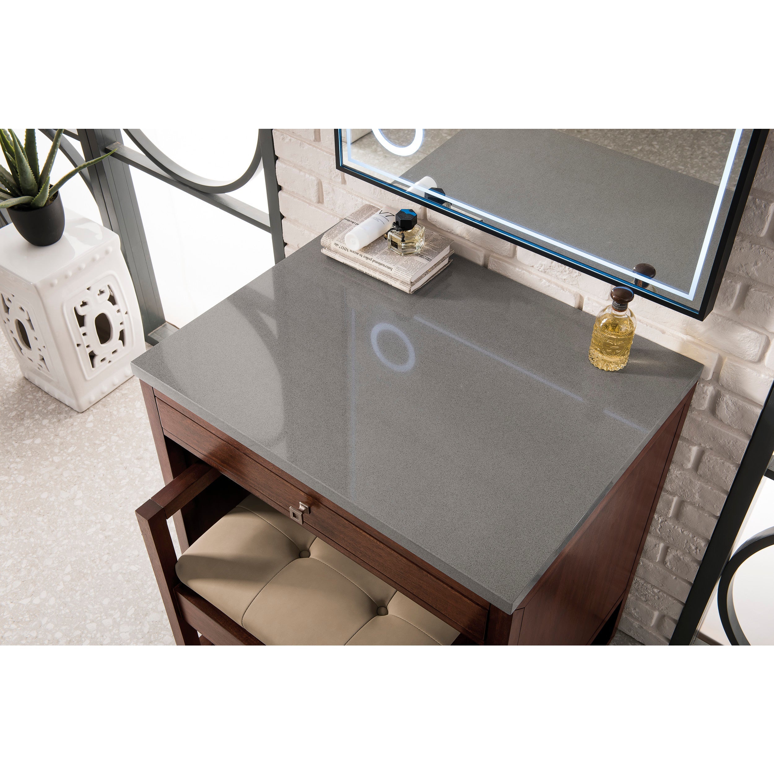 Mid-Century Acacia / Grey Expo