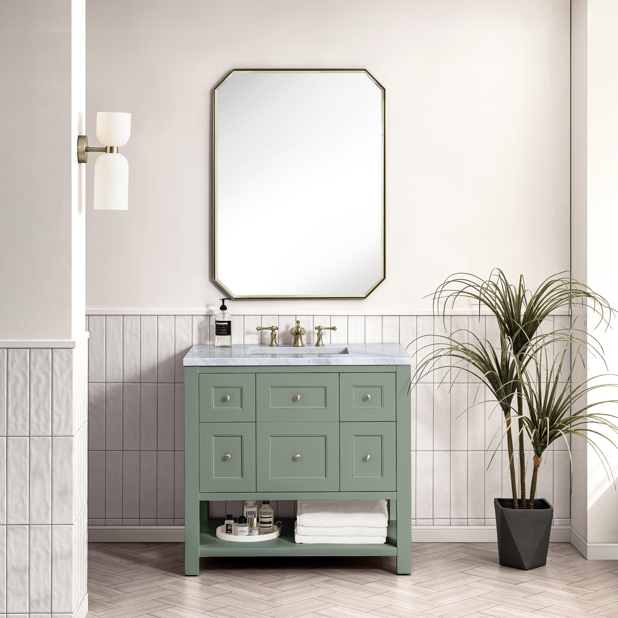 Smokey Celadon / Carrara White - 3 Faucet Holes