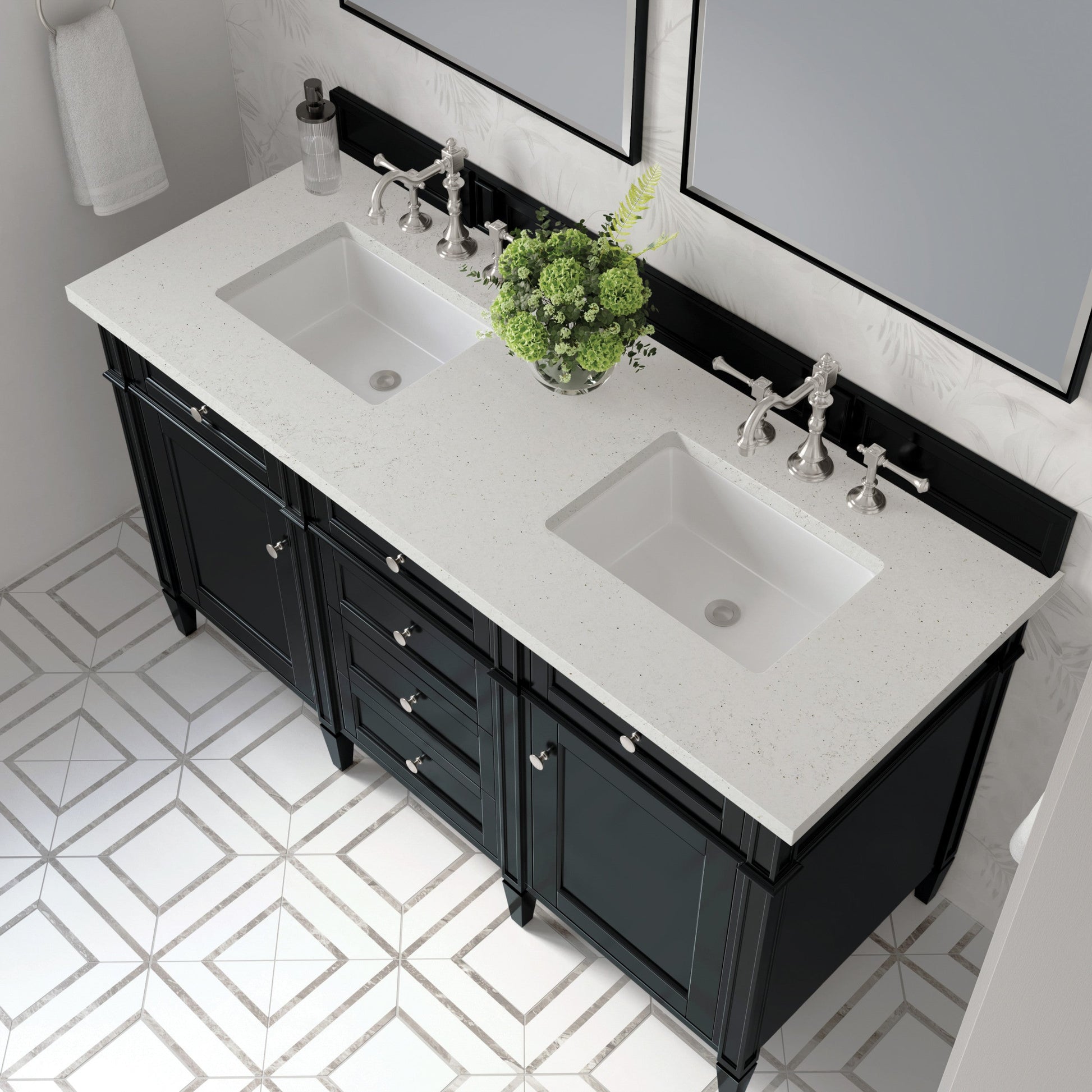 Black Onyx / Lime Delight - 3 Faucet Holes