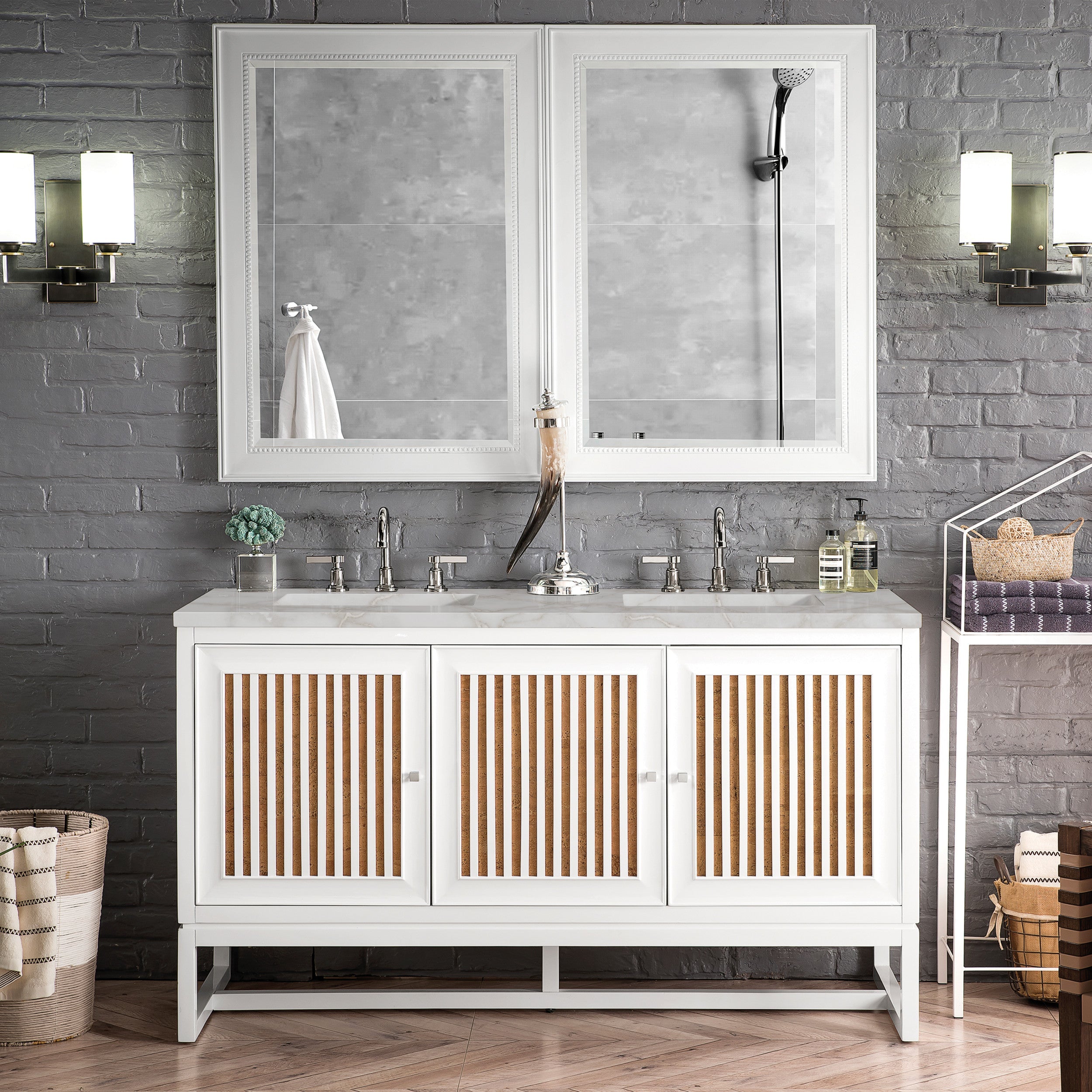 Glossy White / Victorian Silver - 3 Faucet Holes