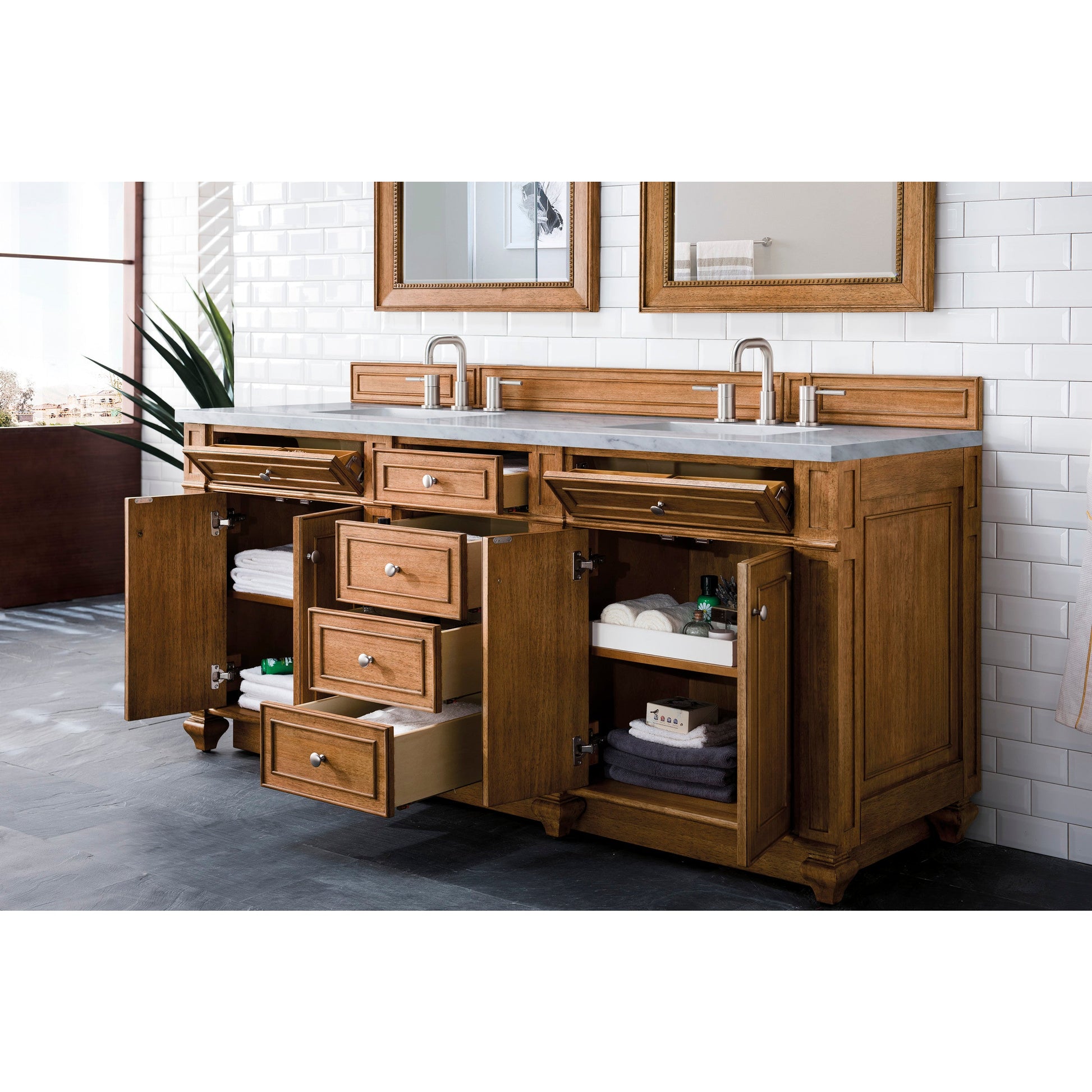 Saddle Brown / Carrara White - 3 Faucet Holes