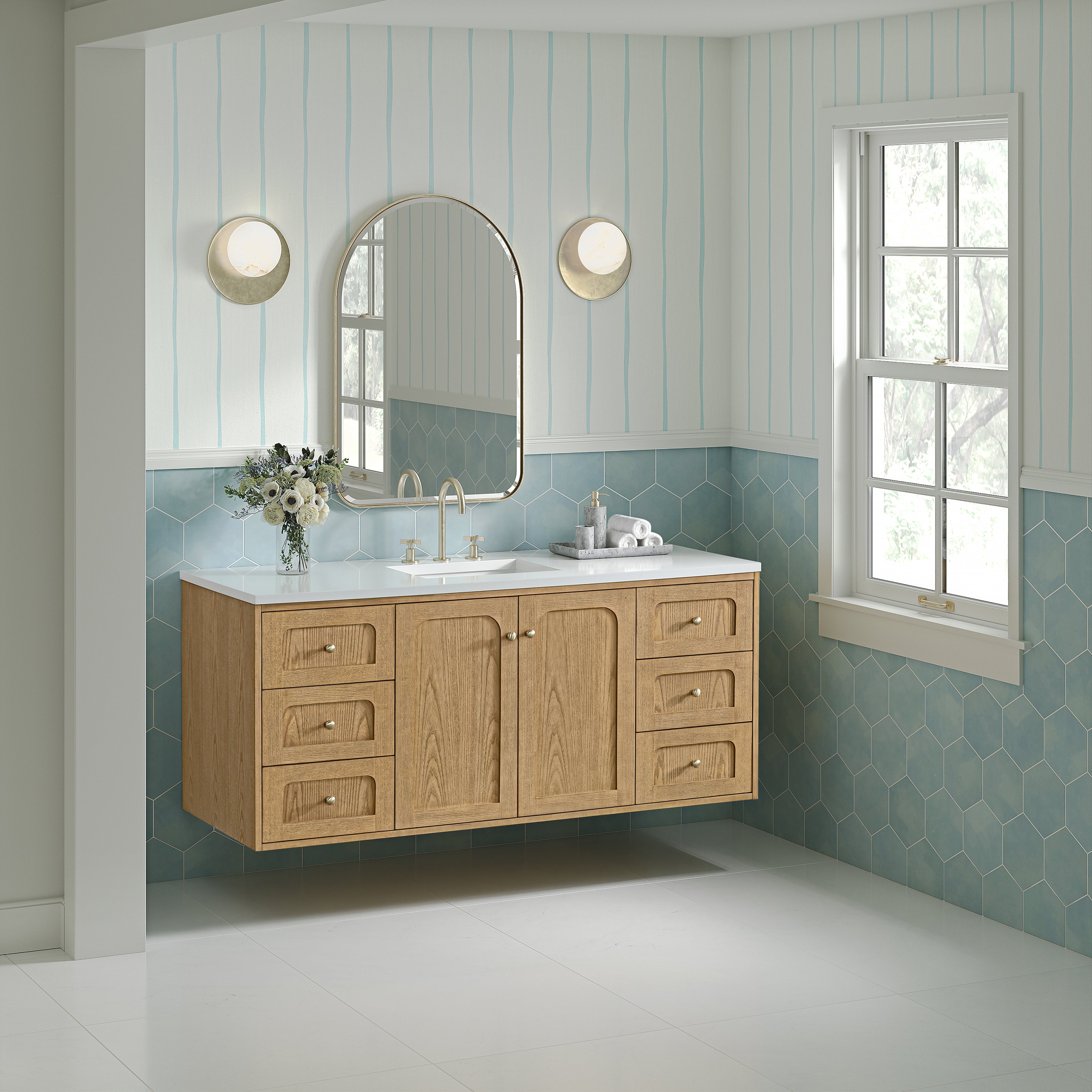 Light Natural Oak / White Zeus - 3 Faucet Holes