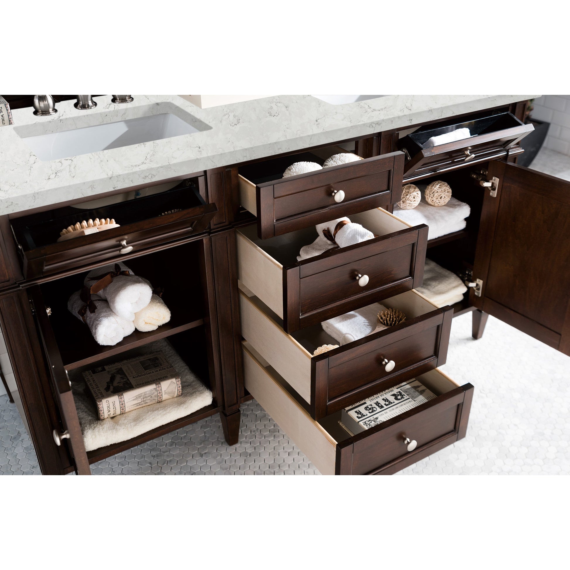 Burnished Mahogany / Eternal Jasmine Pearl - 3 Faucet Holes