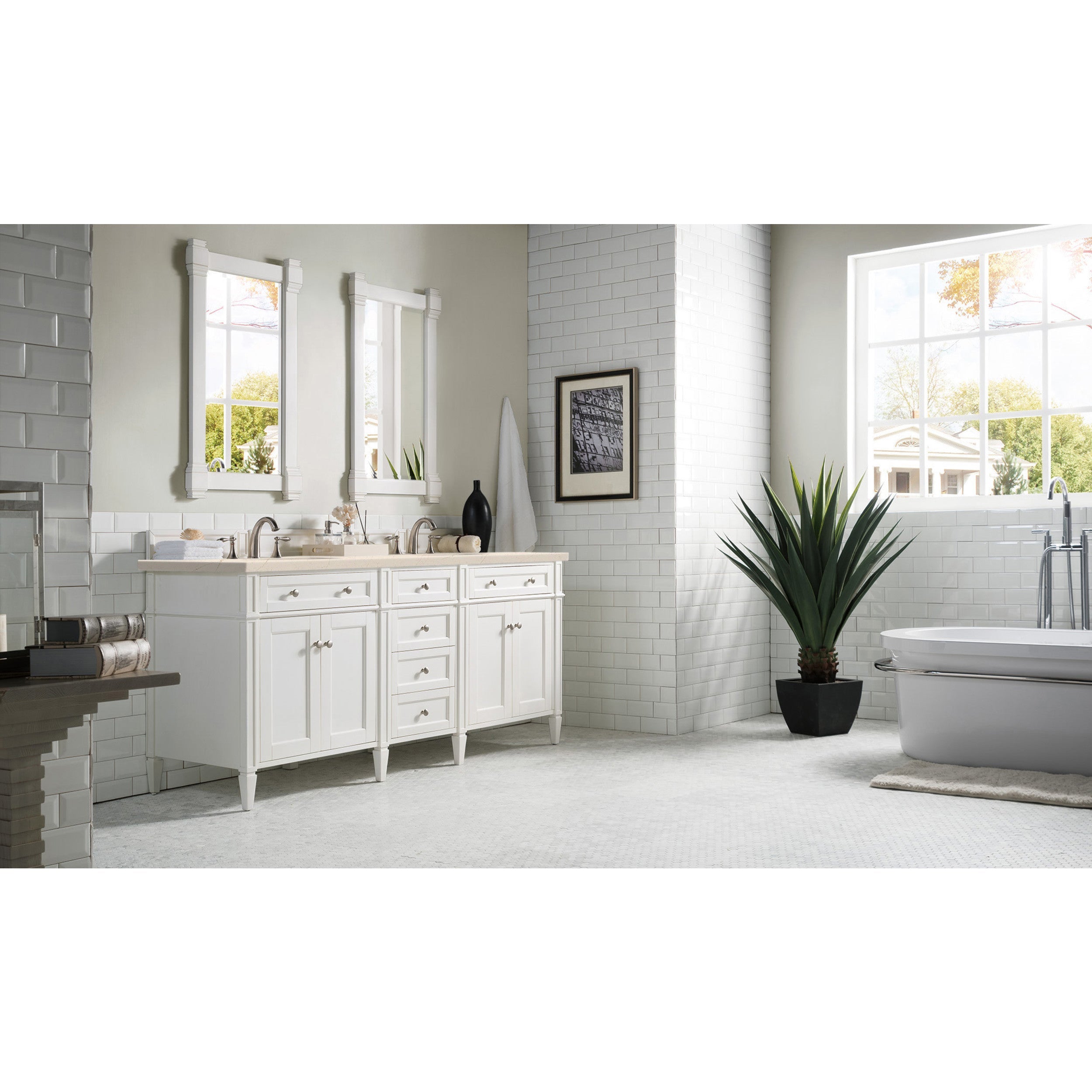 Bright White / Eternal Marfil - 3 Faucet Holes