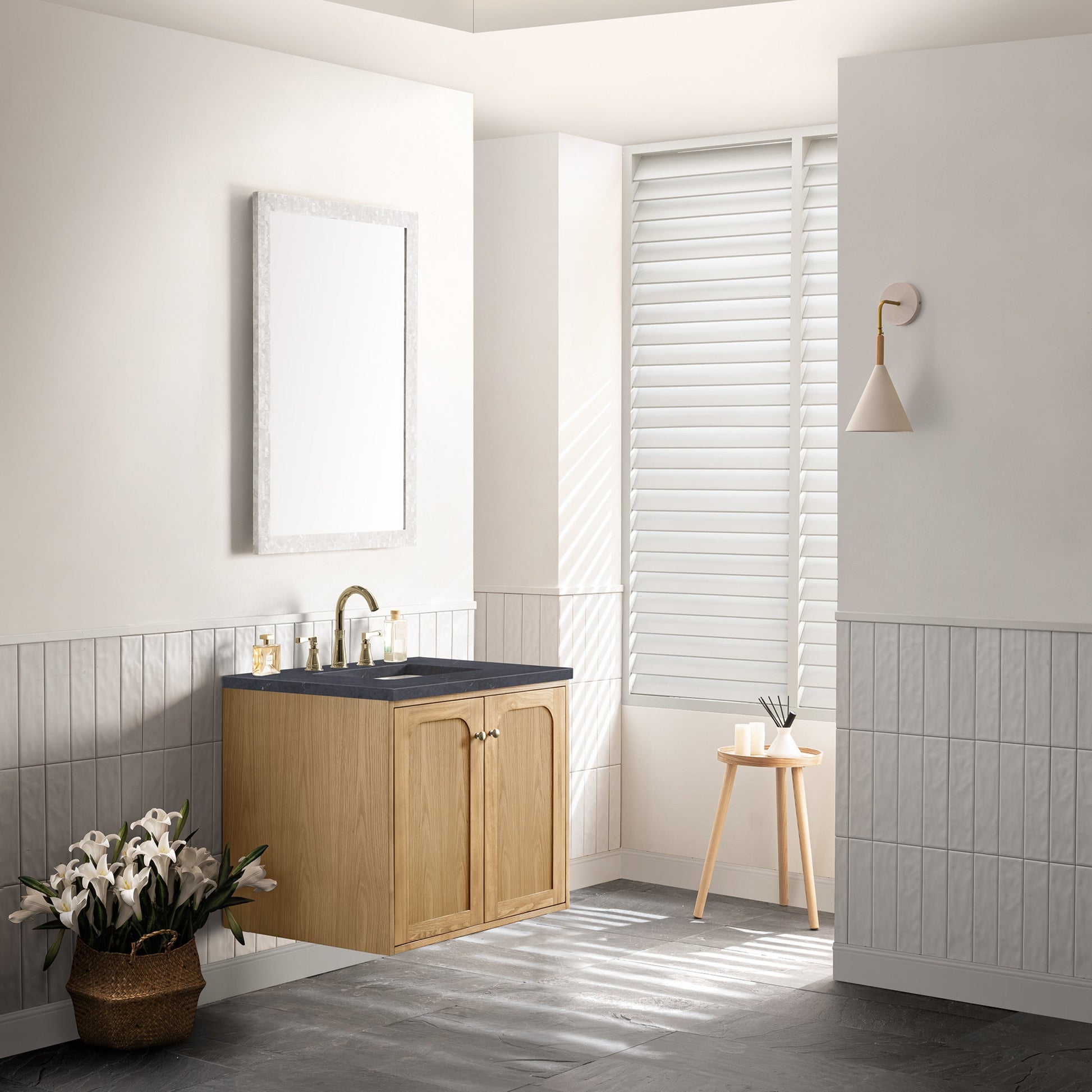 Light Natural Oak / Charcoal Soapstone - 3 Faucet Holes