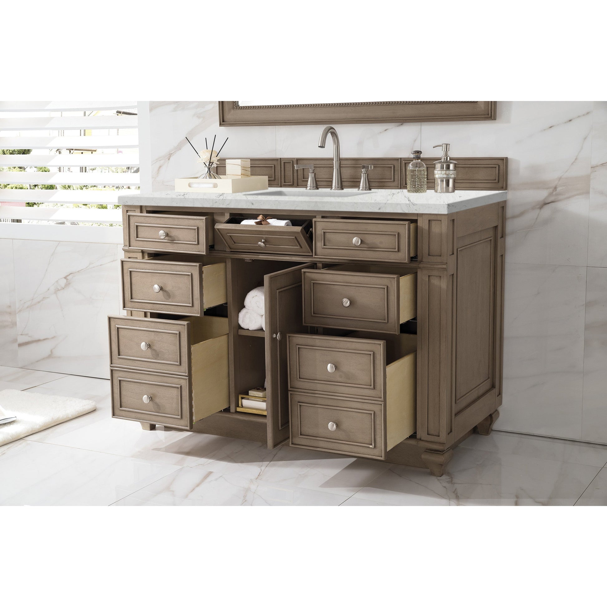 Whitewashed Walnut / Eternal Jasmine Pearl - 3 Faucet Holes