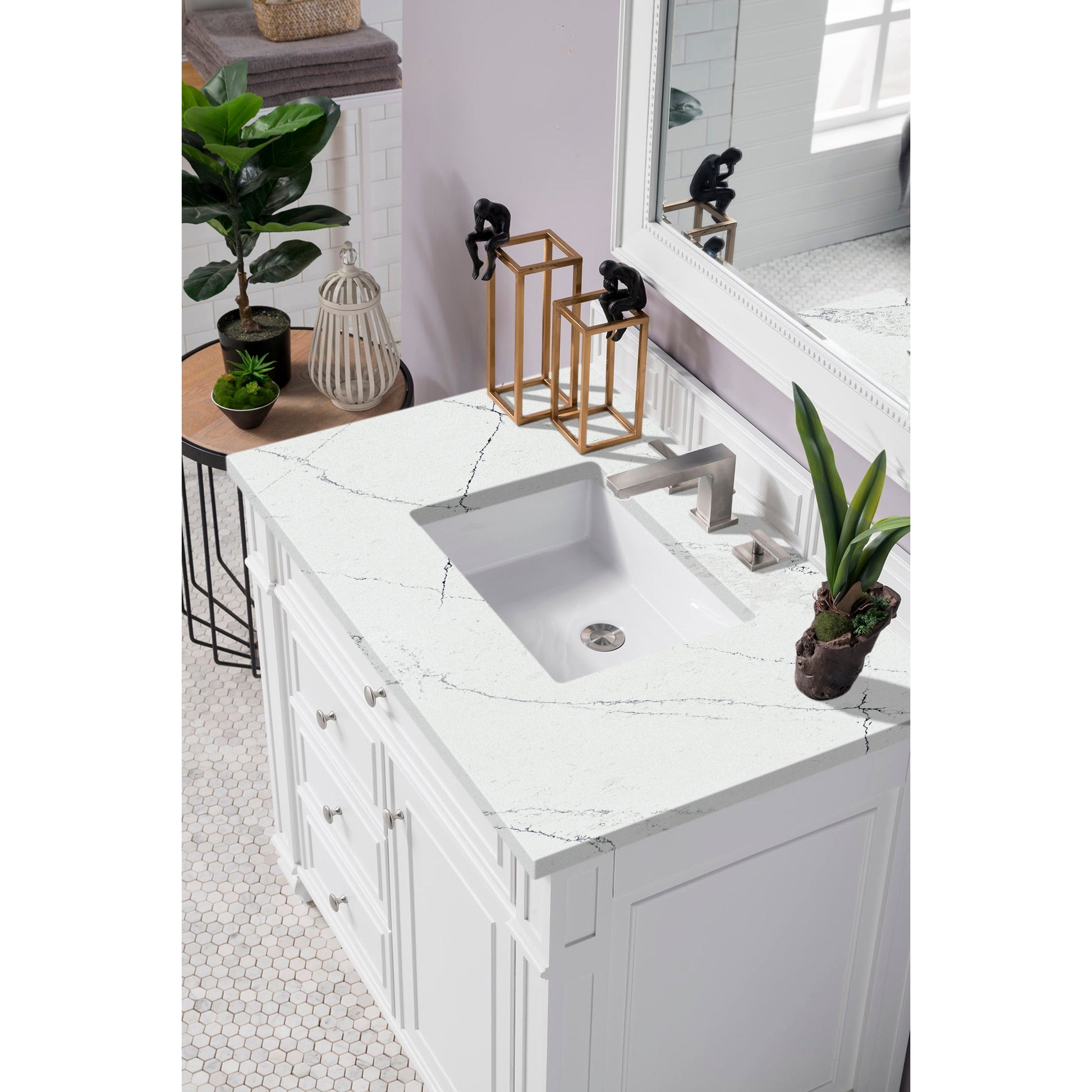Bright White / Ethereal Noctis - 3 Faucet Holes