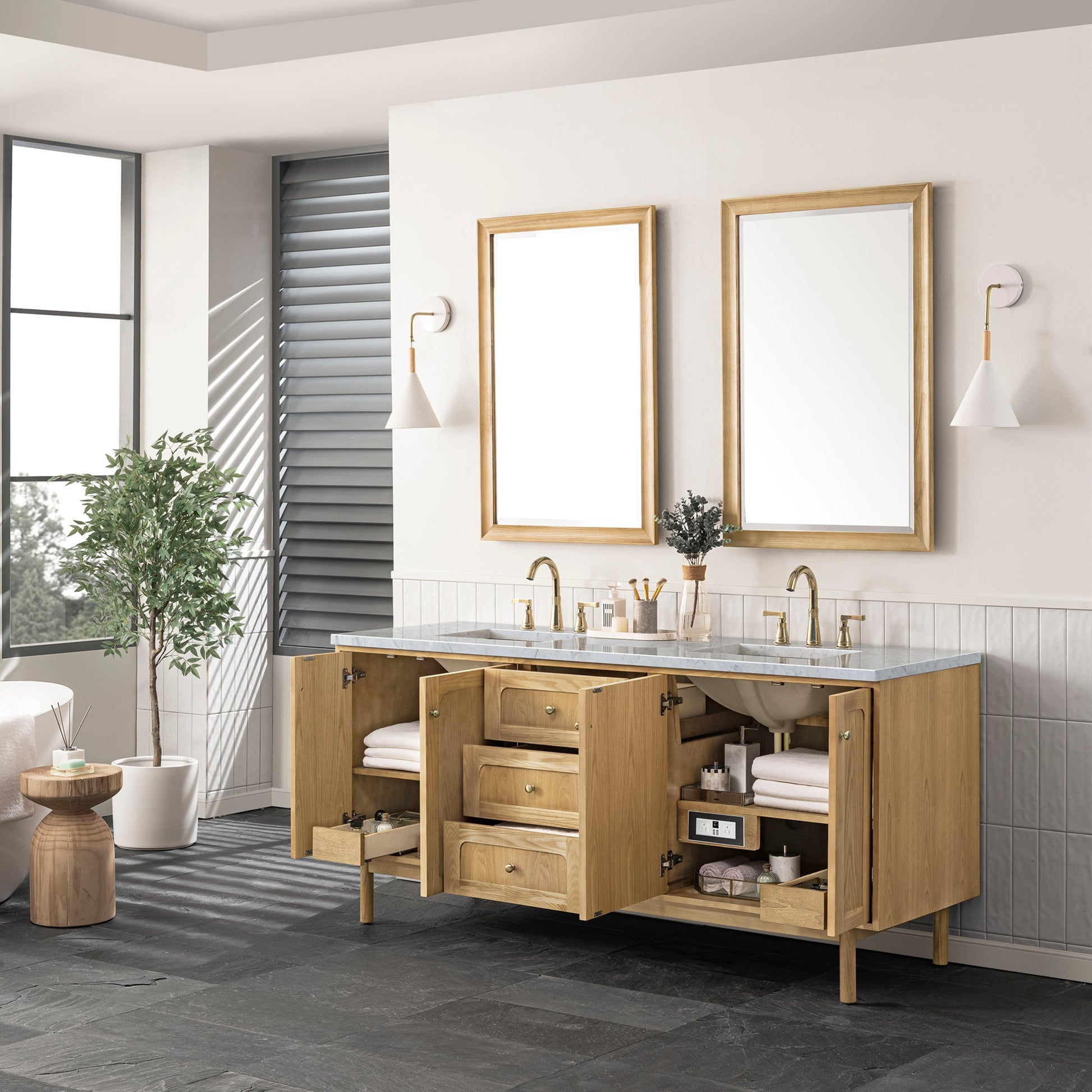 Light Natural Oak / Carrara White - 3 Faucet Holes