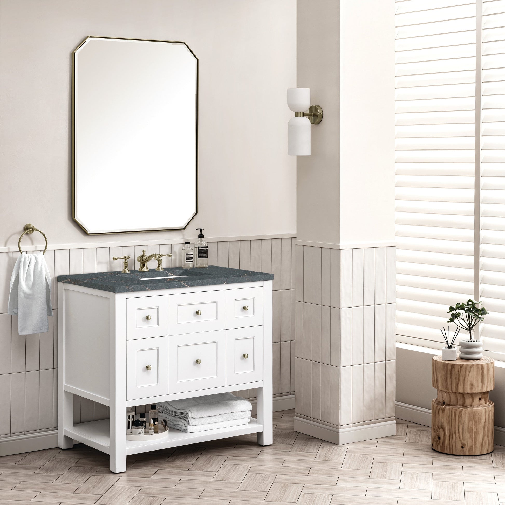 Bright White / Parisien Bleu - 3 Faucet Holes