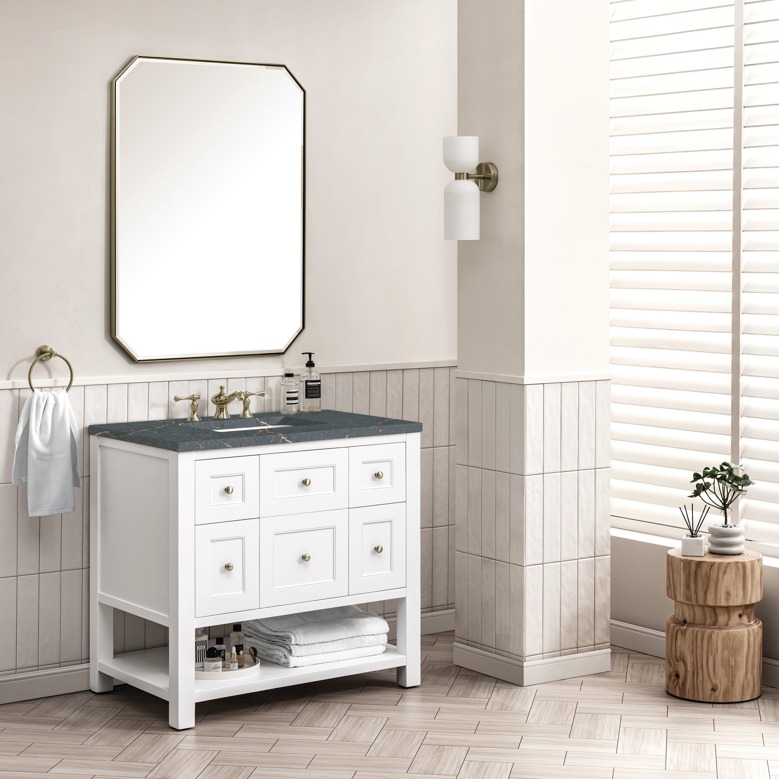 Bright White / Parisien Bleu - 3 Faucet Holes