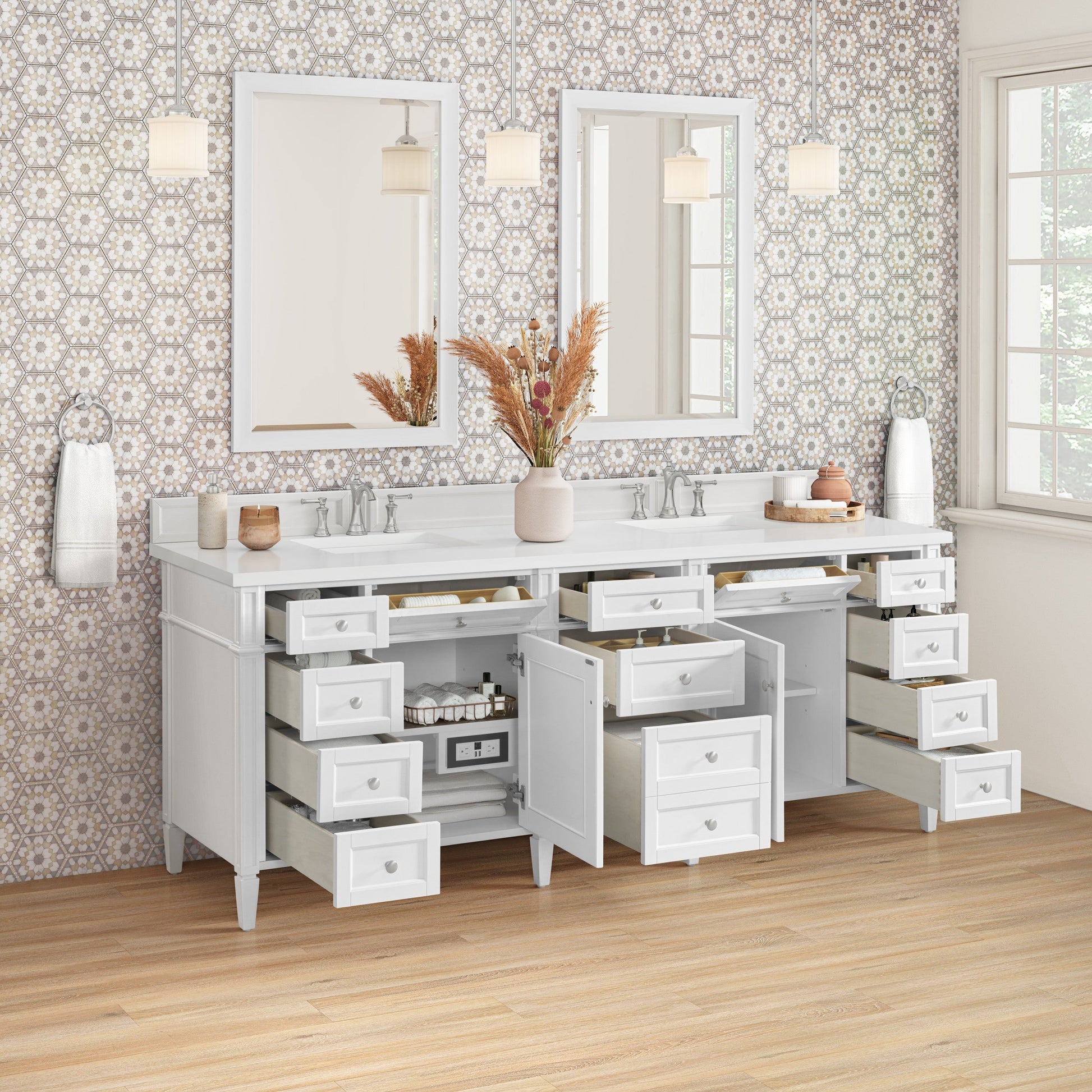Bright White / White Zeus - 3 Faucet Holes
