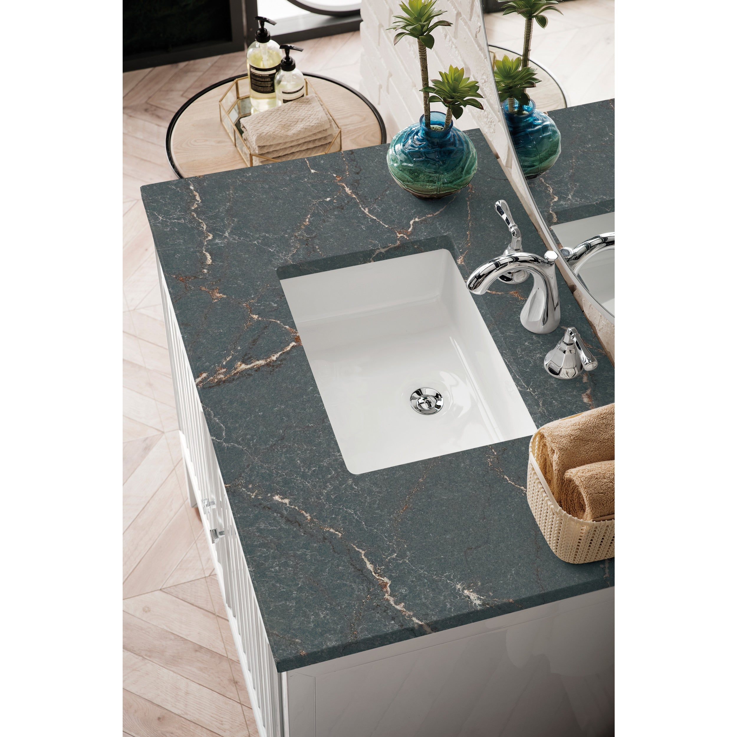 Glossy White / Parisien Bleu - 3 Faucet Holes