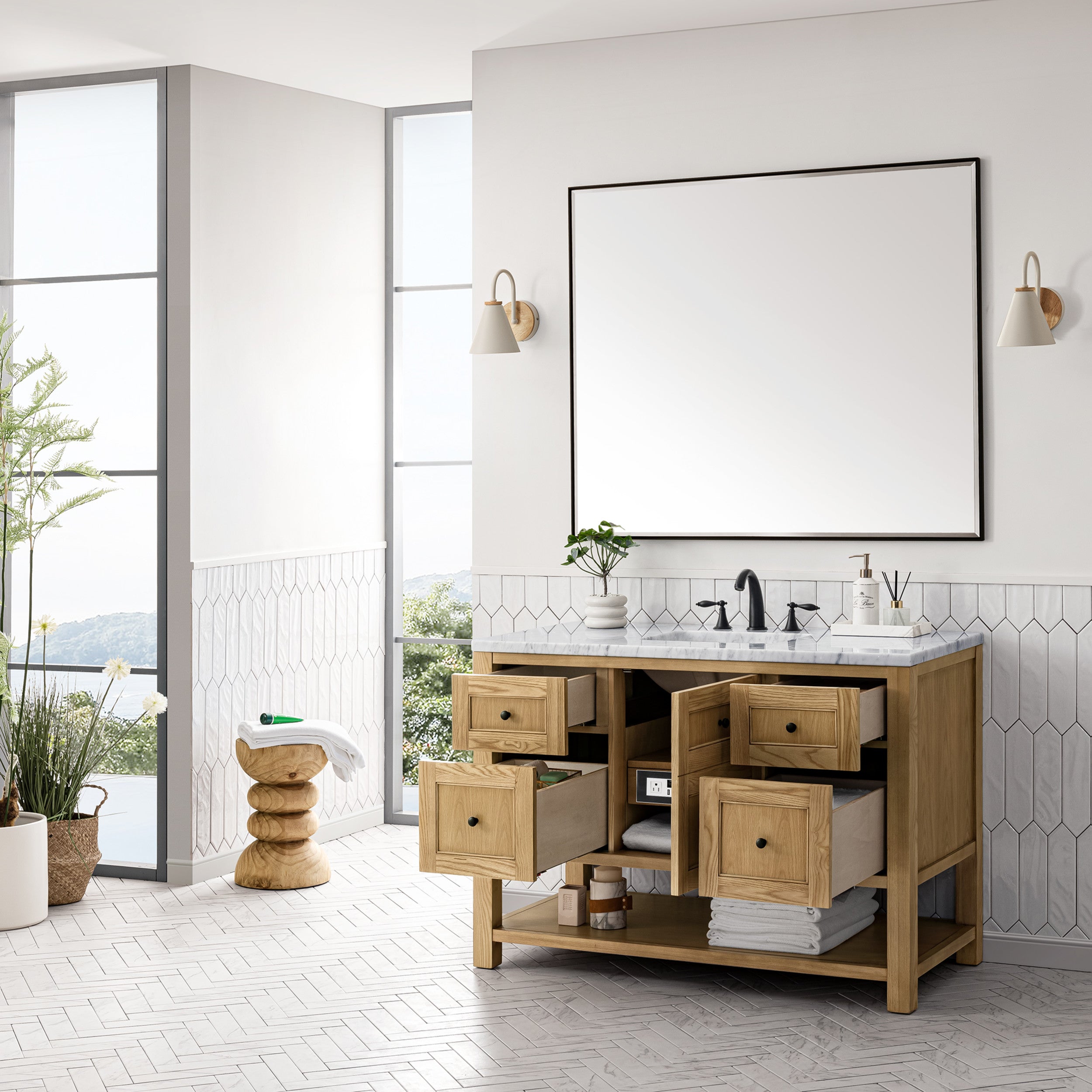 Light Natural Oak / Carrara White - 3 Faucet Holes