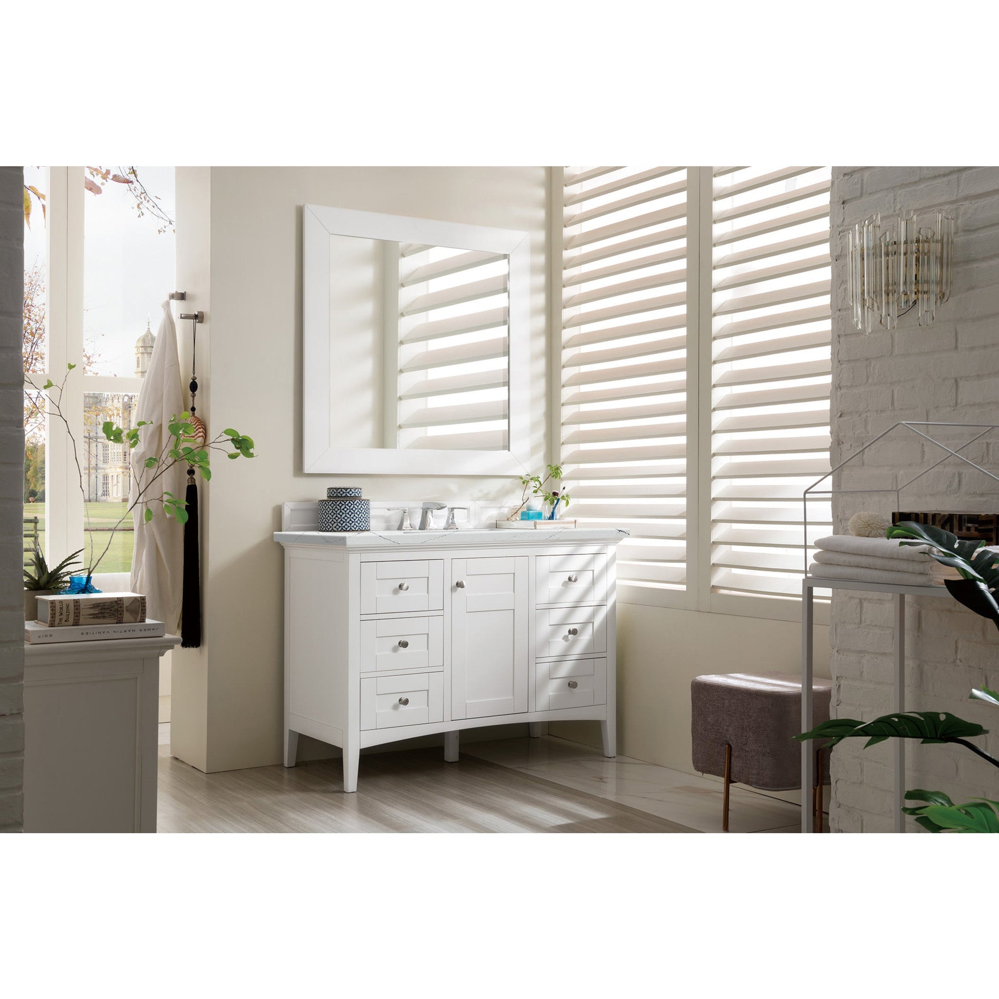 Bright White / Ethereal Noctis - 3 Faucet Holes