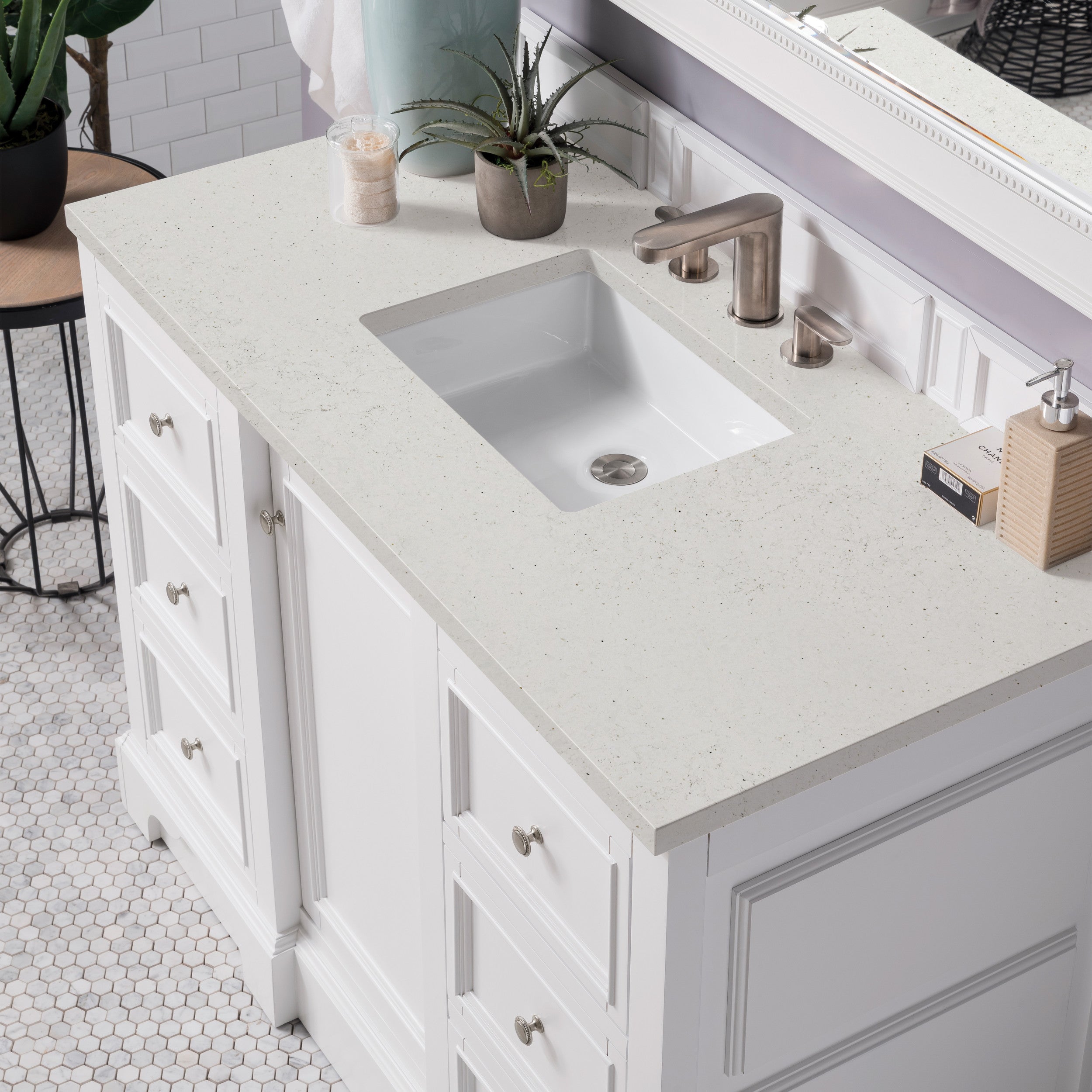 Bright White / Lime Delight - 3 Faucet Holes