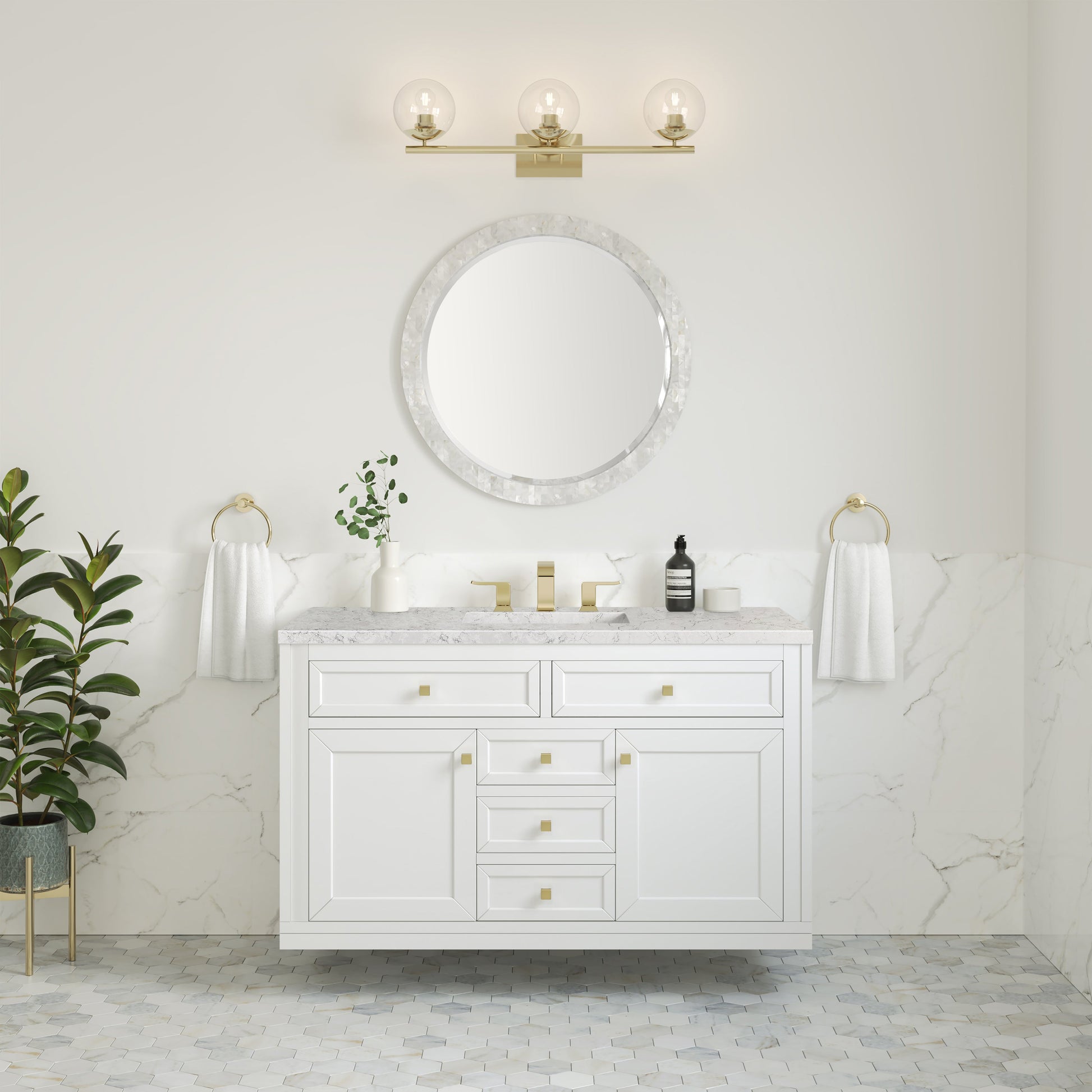 Glossy White / Eternal Jasmine Pearl - 3 Faucet Holes