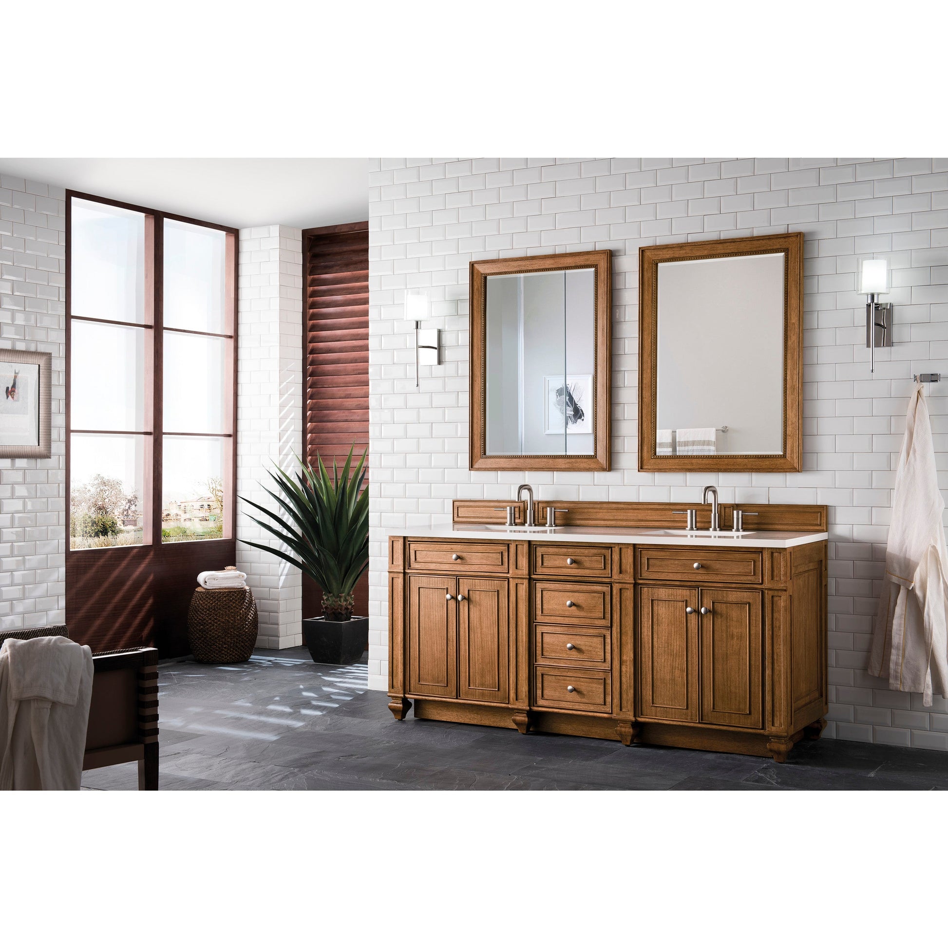 Saddle Brown / White Zeus - 3 Faucet Holes