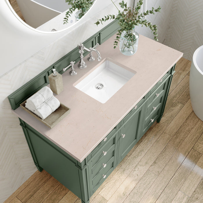 Smokey Celadon / Eternal Marfil - 3 Faucet Holes