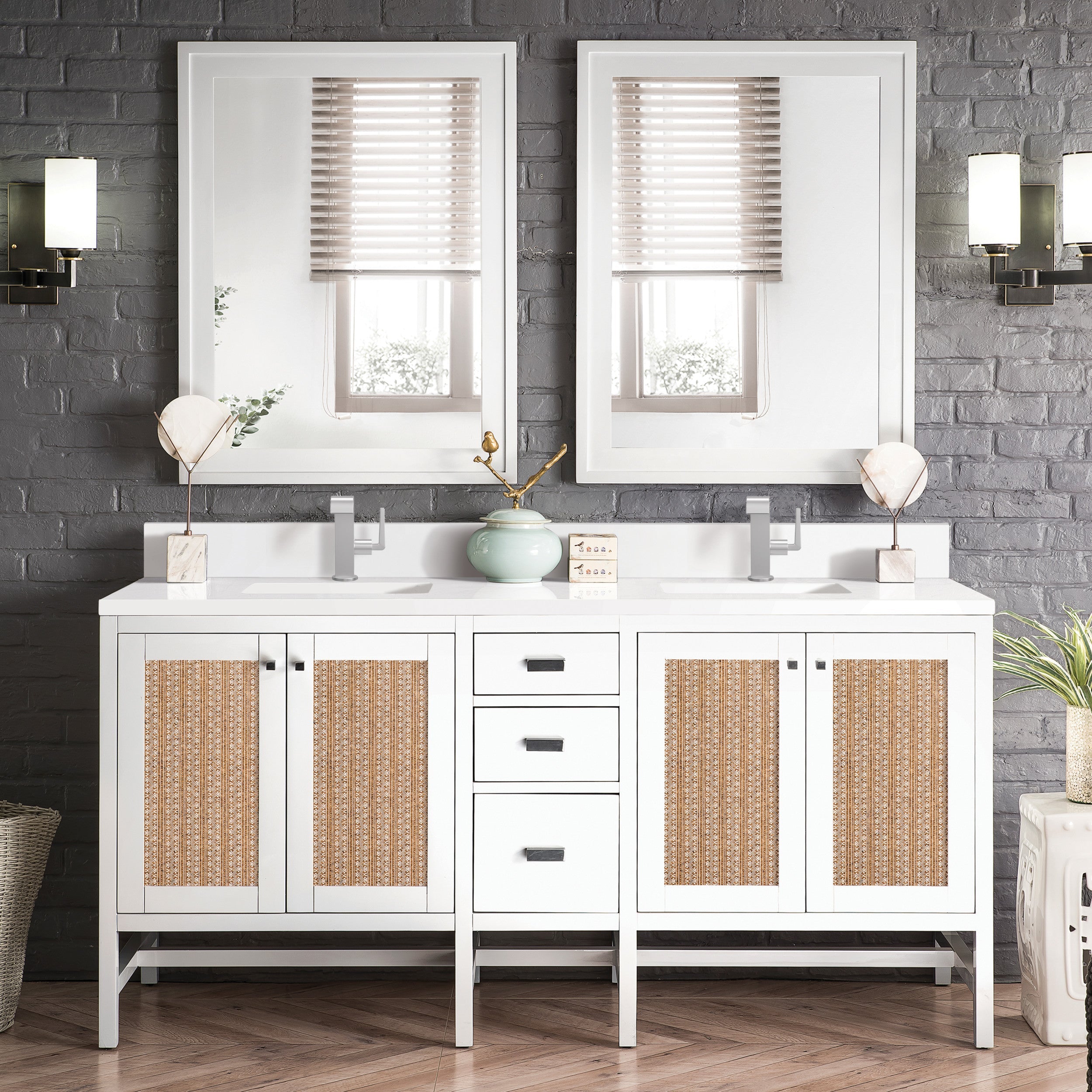 Glossy White / White Zeus - 1 Faucet Hole