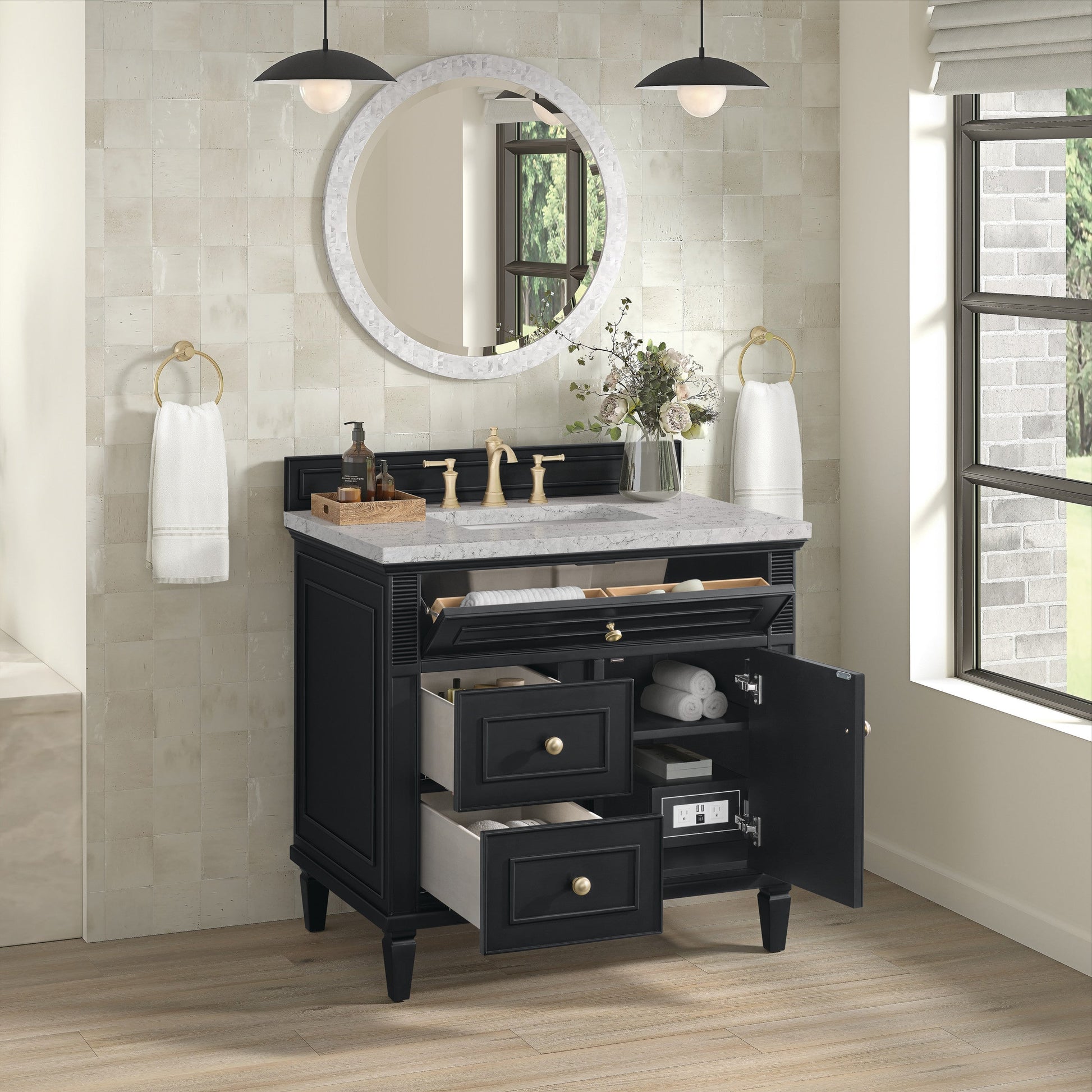Black Onyx / Eternal Jasmine Pearl - 3 Faucet Holes