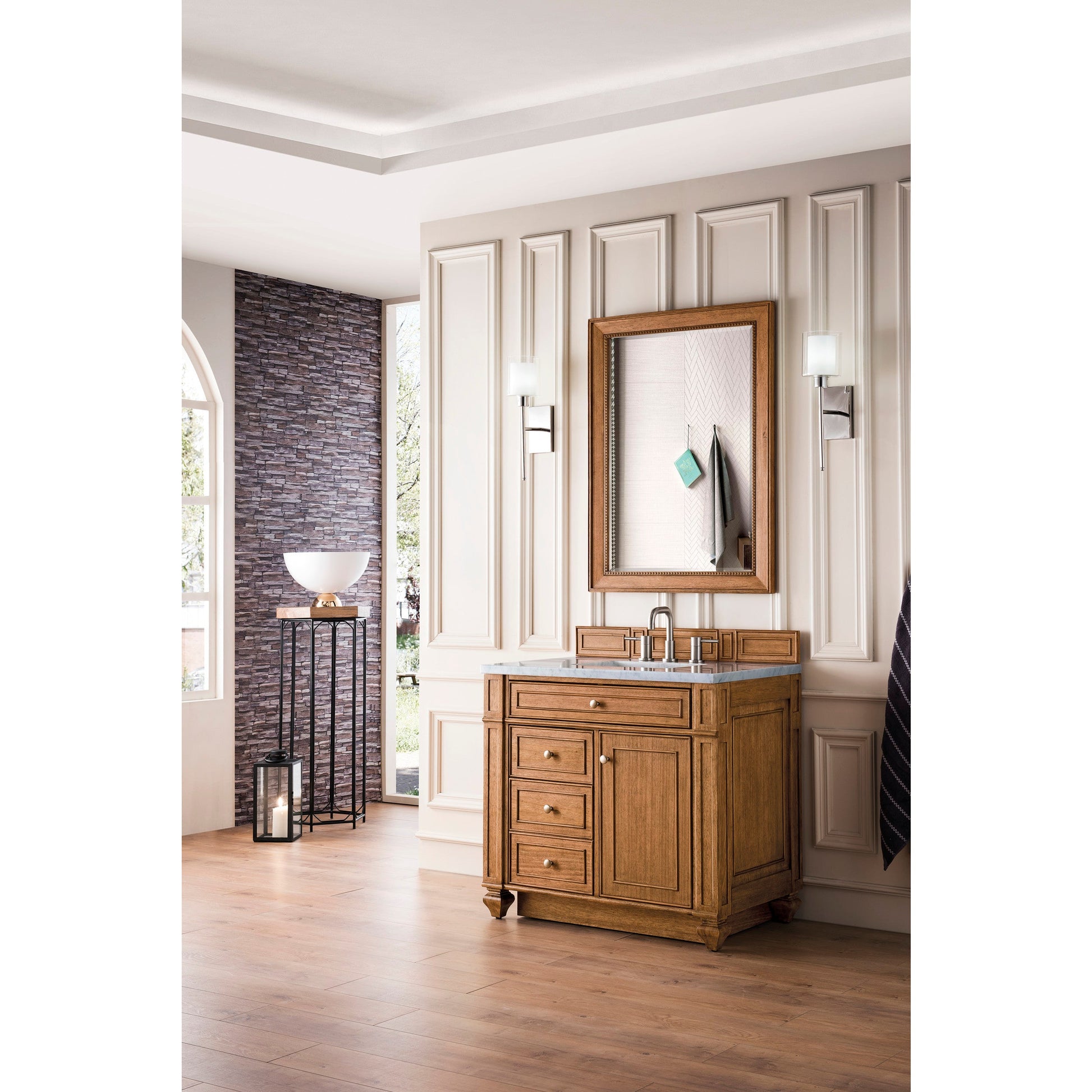 Saddle Brown / Eternal Jasmine Pearl - 3 Faucet Holes
