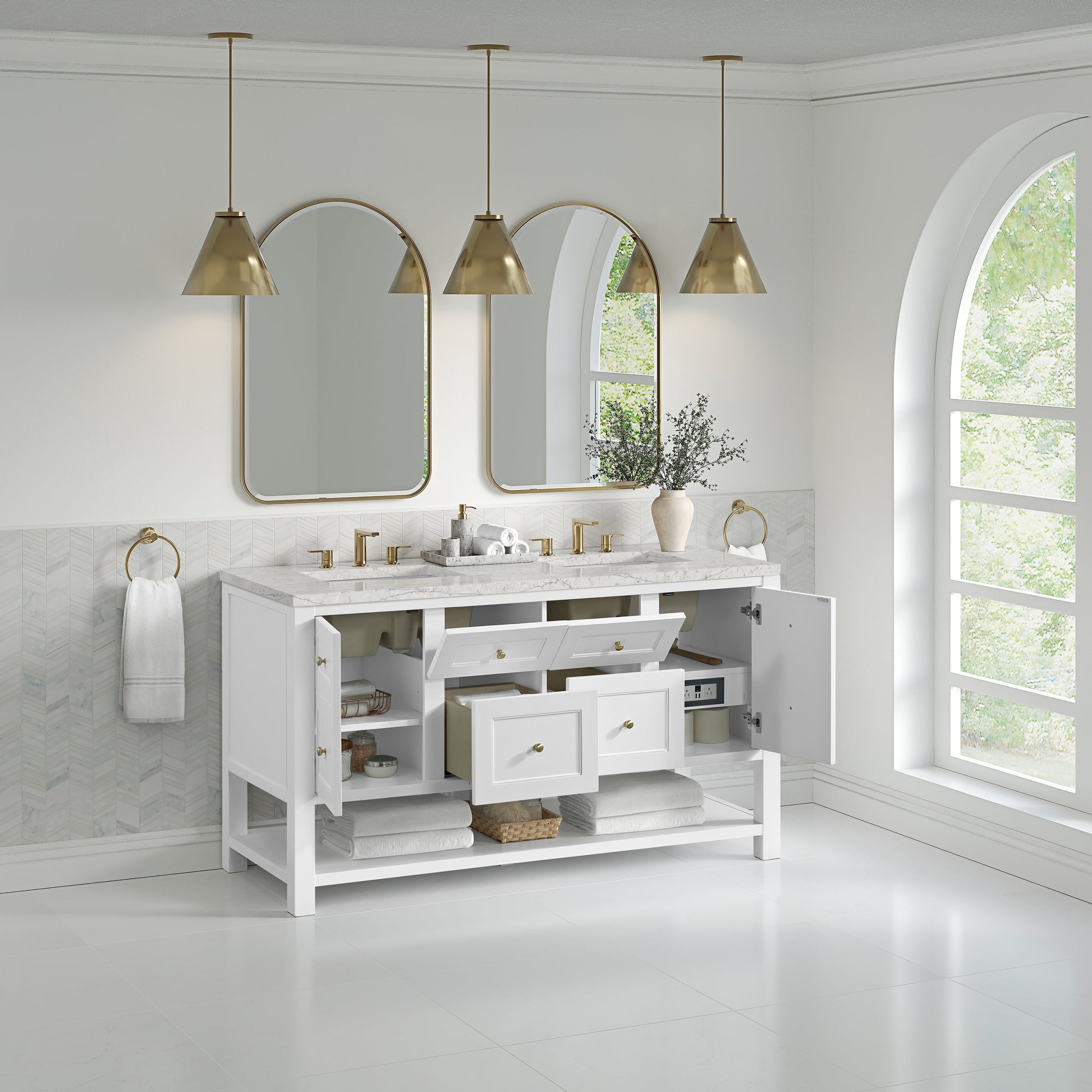 Bright White / Eternal Jasmine Pearl - 3 Faucet Holes