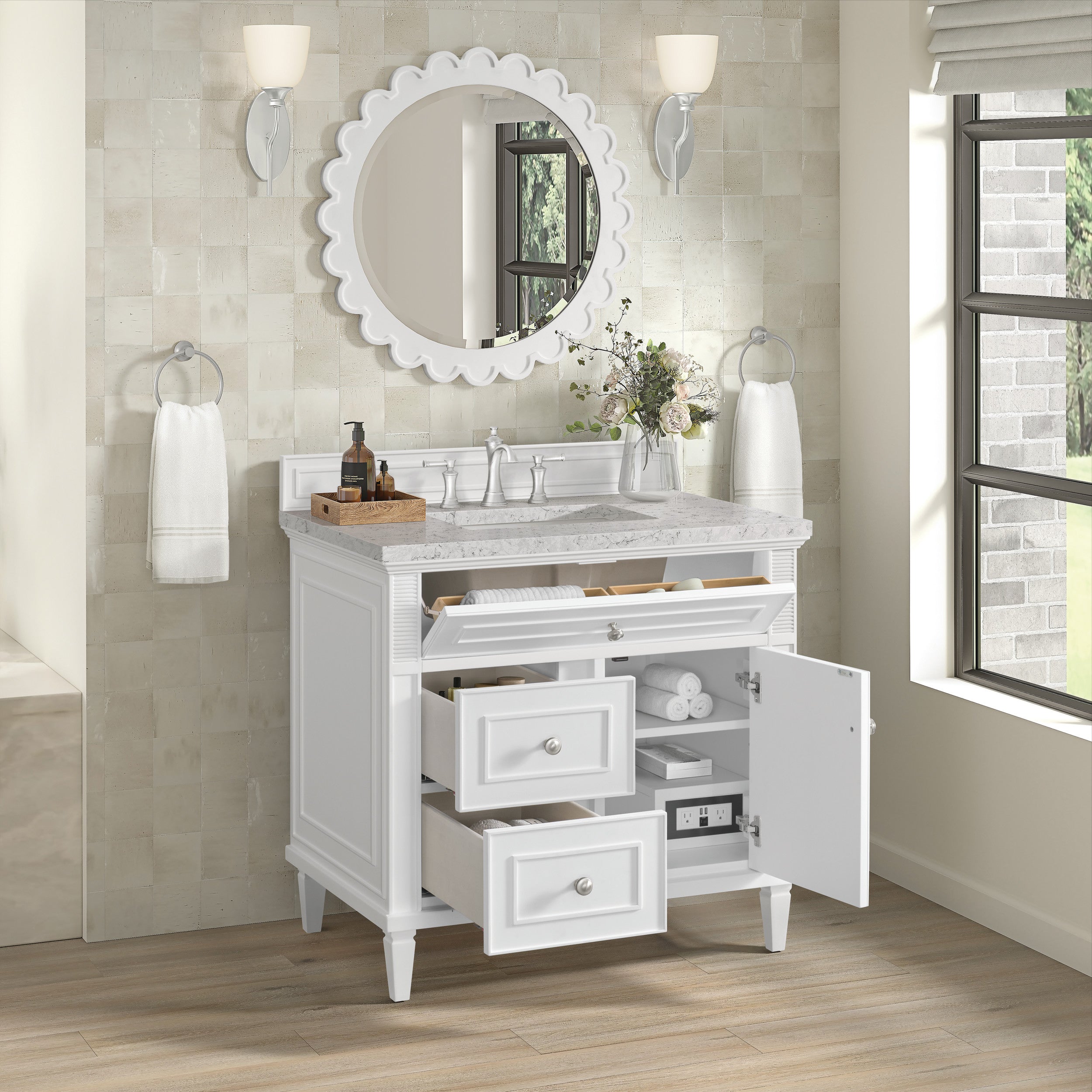 Bright White / Eternal Jasmine Pearl - 3 Faucet Holes