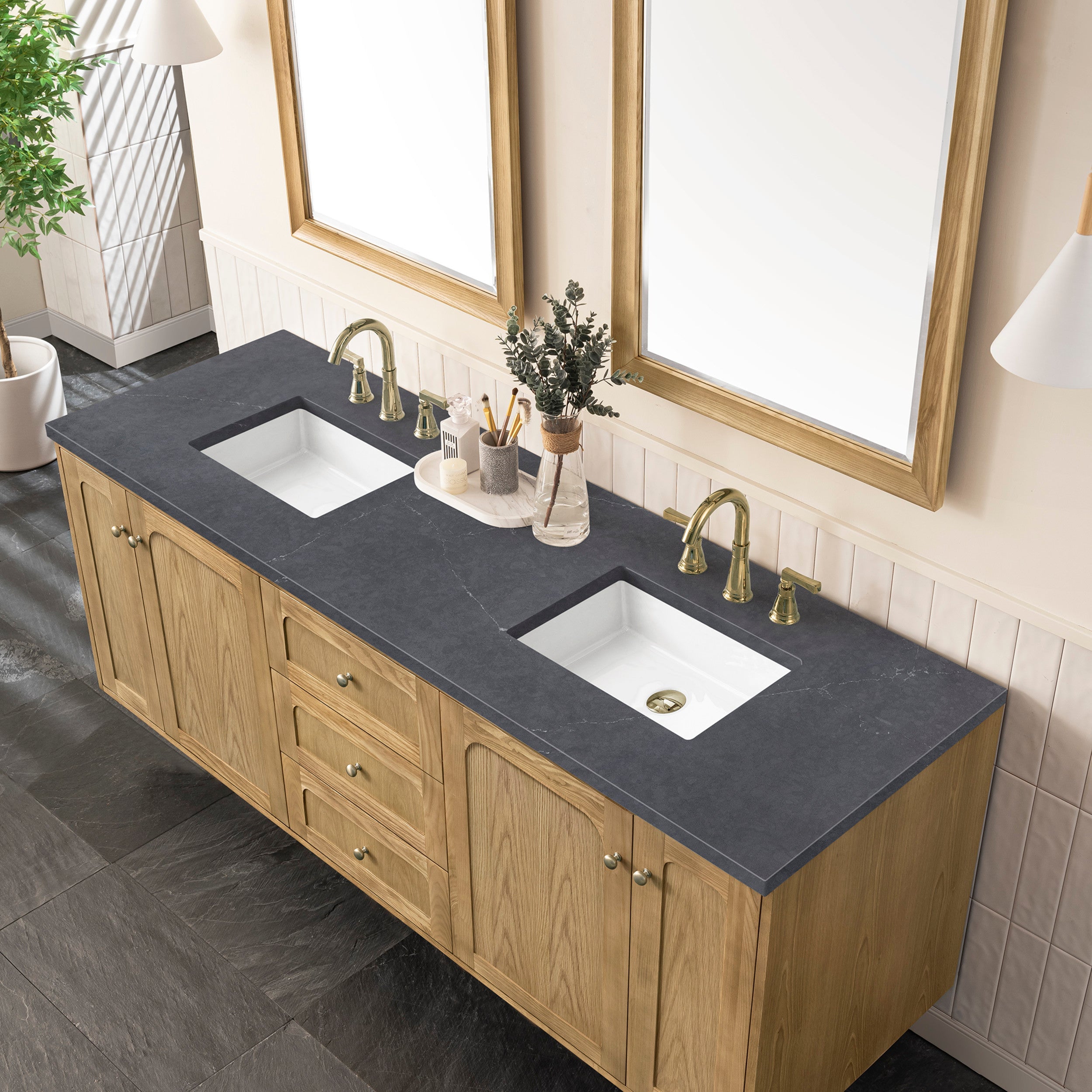 Light Natural Oak / Charcoal Soapstone - 3 Faucet Holes