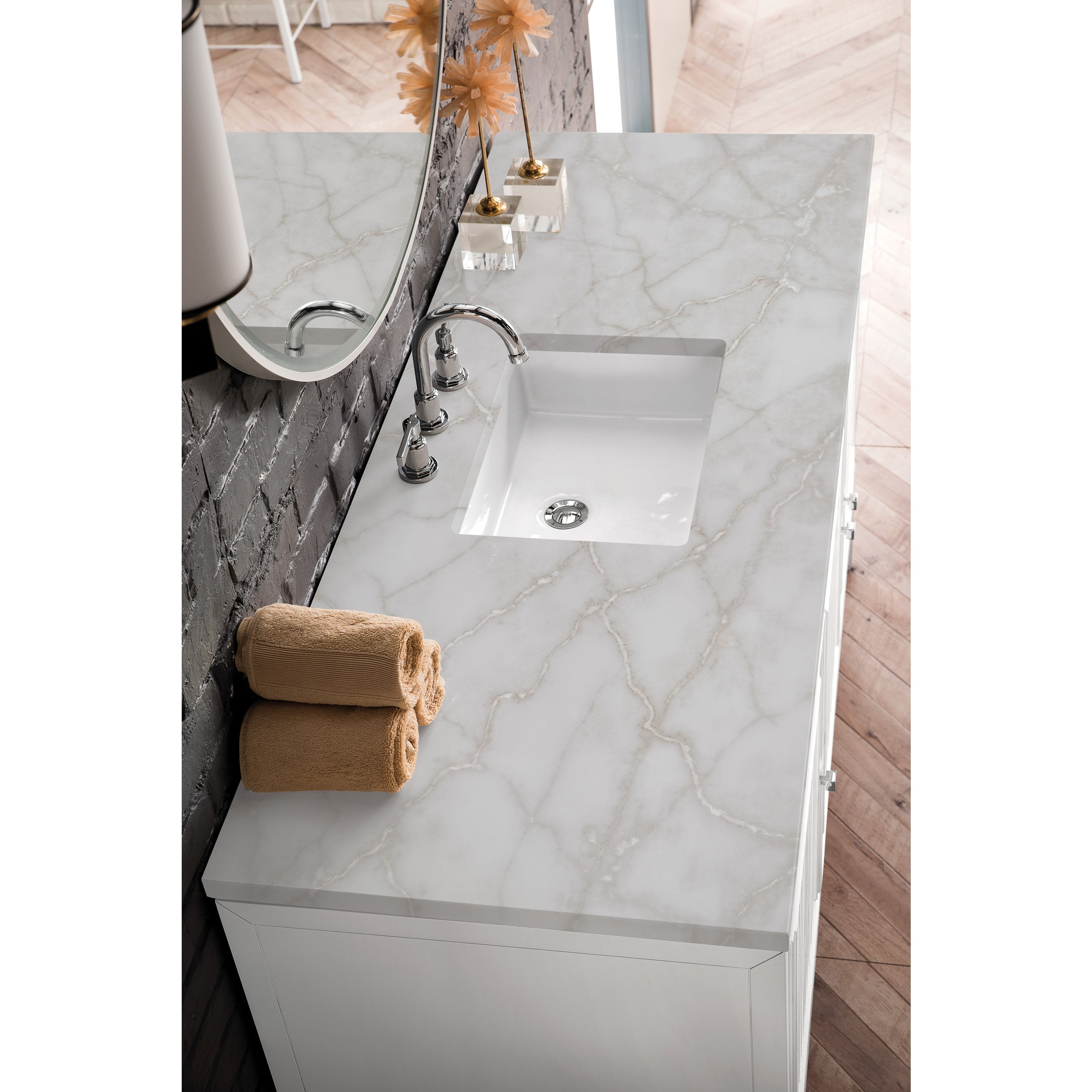 Glossy White / Victorian Silver - 3 Faucet Holes