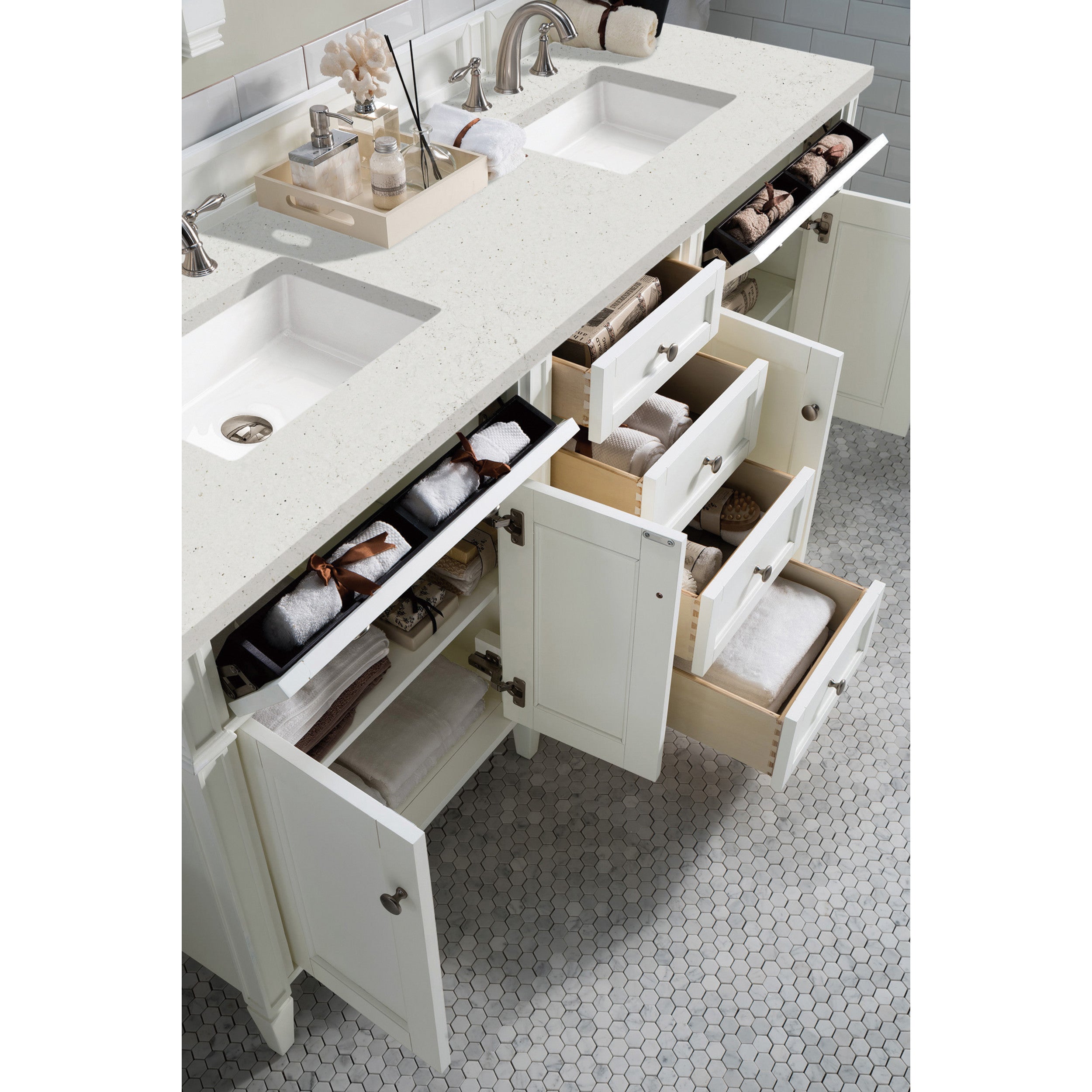 Bright White / Lime Delight - 3 Faucet Holes