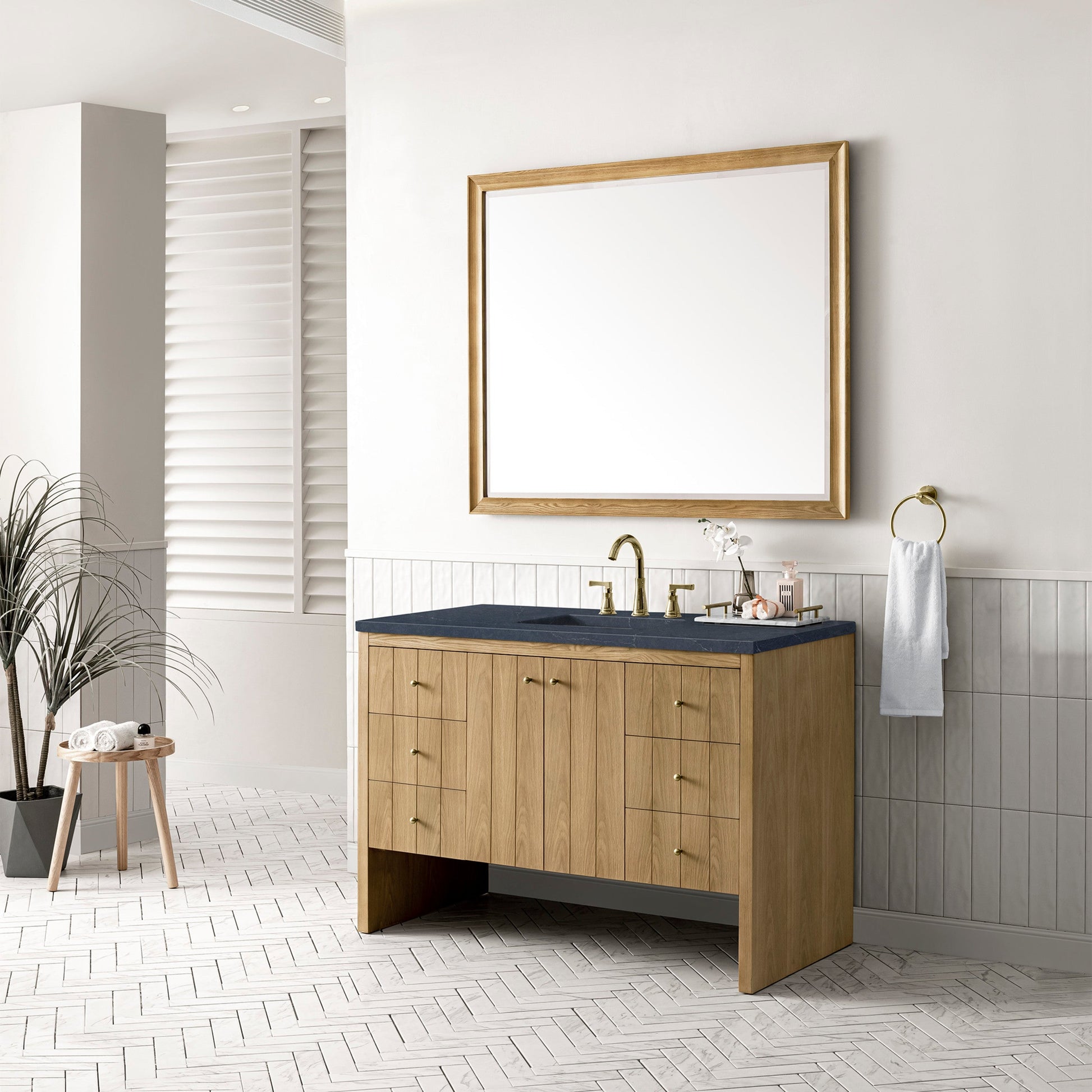 Light Natural Oak / Charcoal Soapstone - 3 Faucet Holes