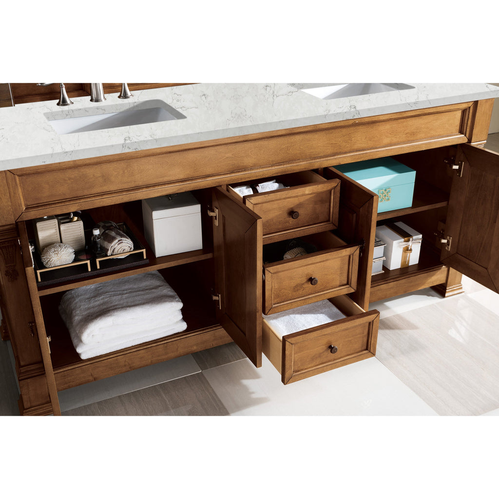 Country Oak / Eternal Jasmine Pearl - 3 Faucet Holes