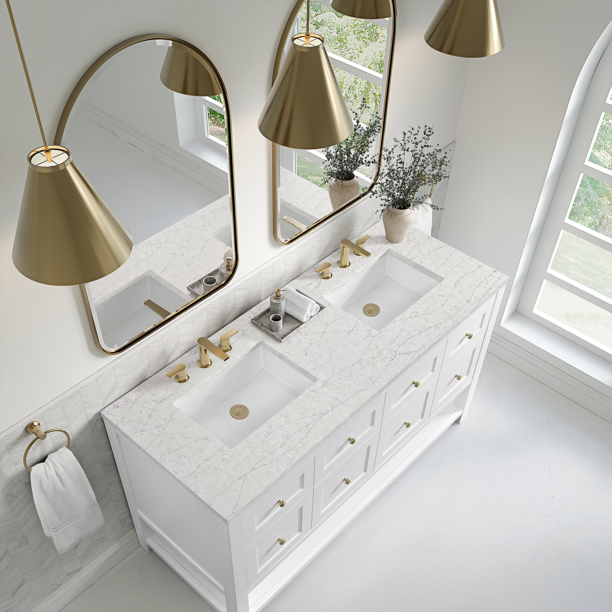 Bright White / Eternal Jasmine Pearl - 3 Faucet Holes