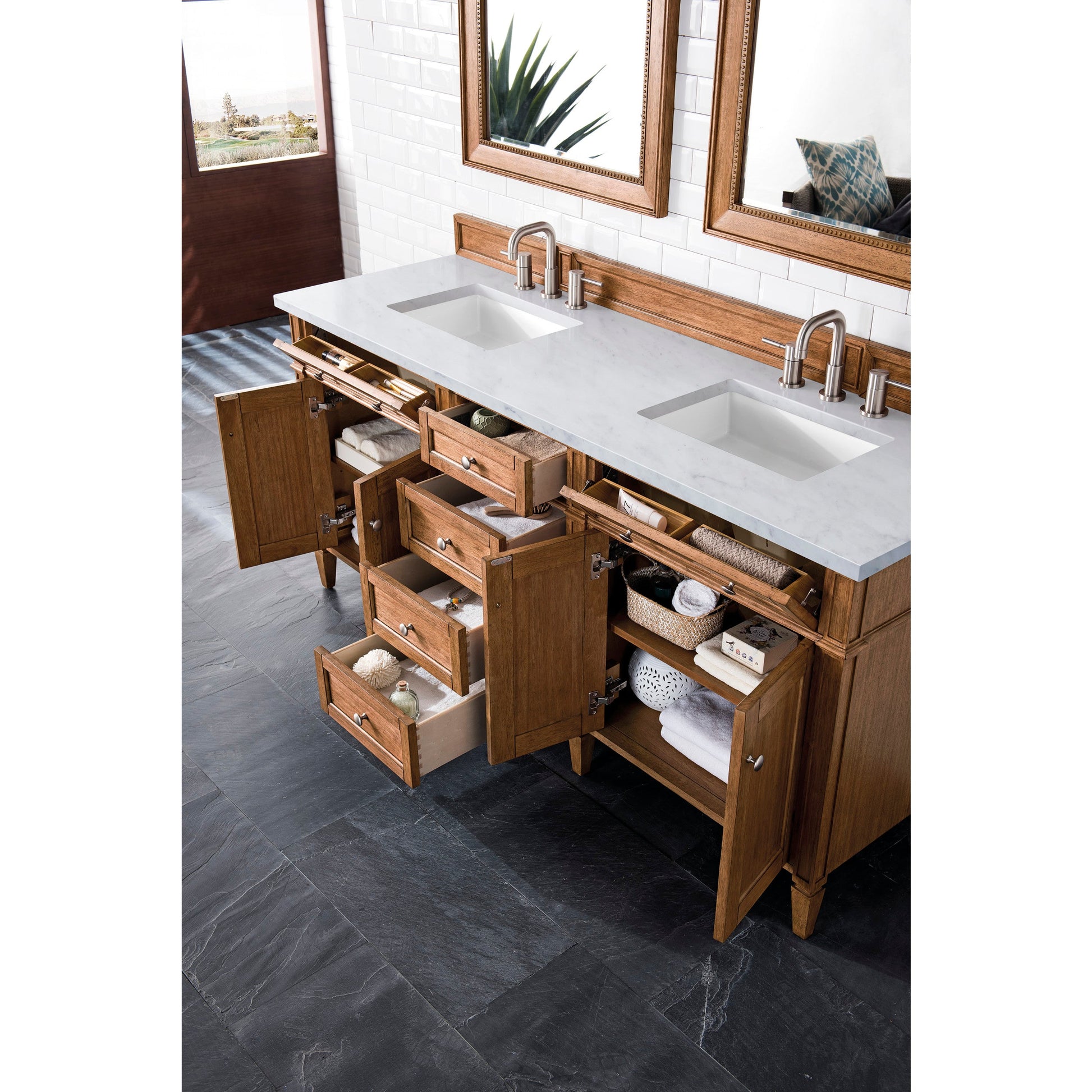 Saddle Brown / Arctic Fall - 3 Faucet Holes