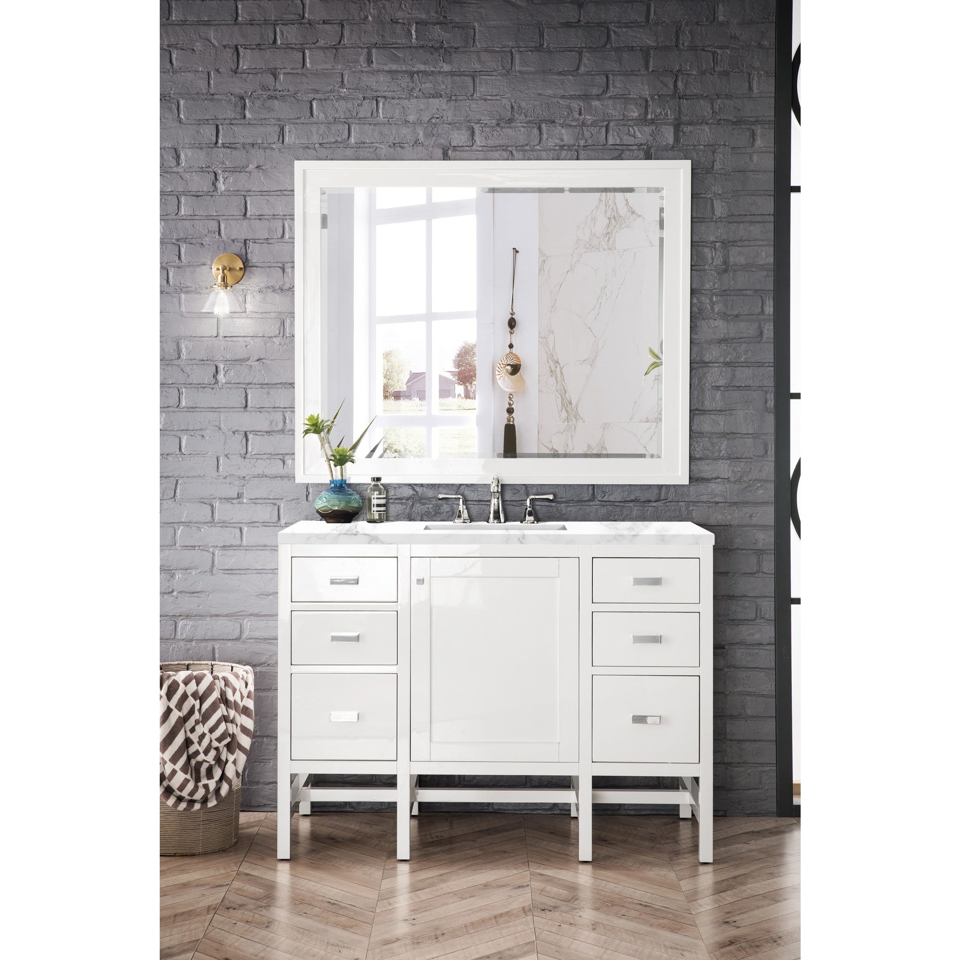 Glossy White / Carrara White - 3 Faucet Holes