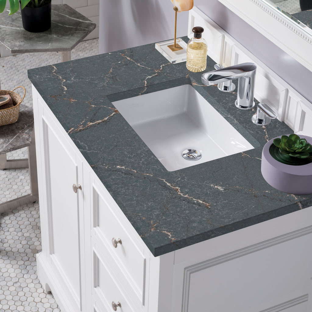 Bright White / Parisien Bleu - 3 Faucet Holes